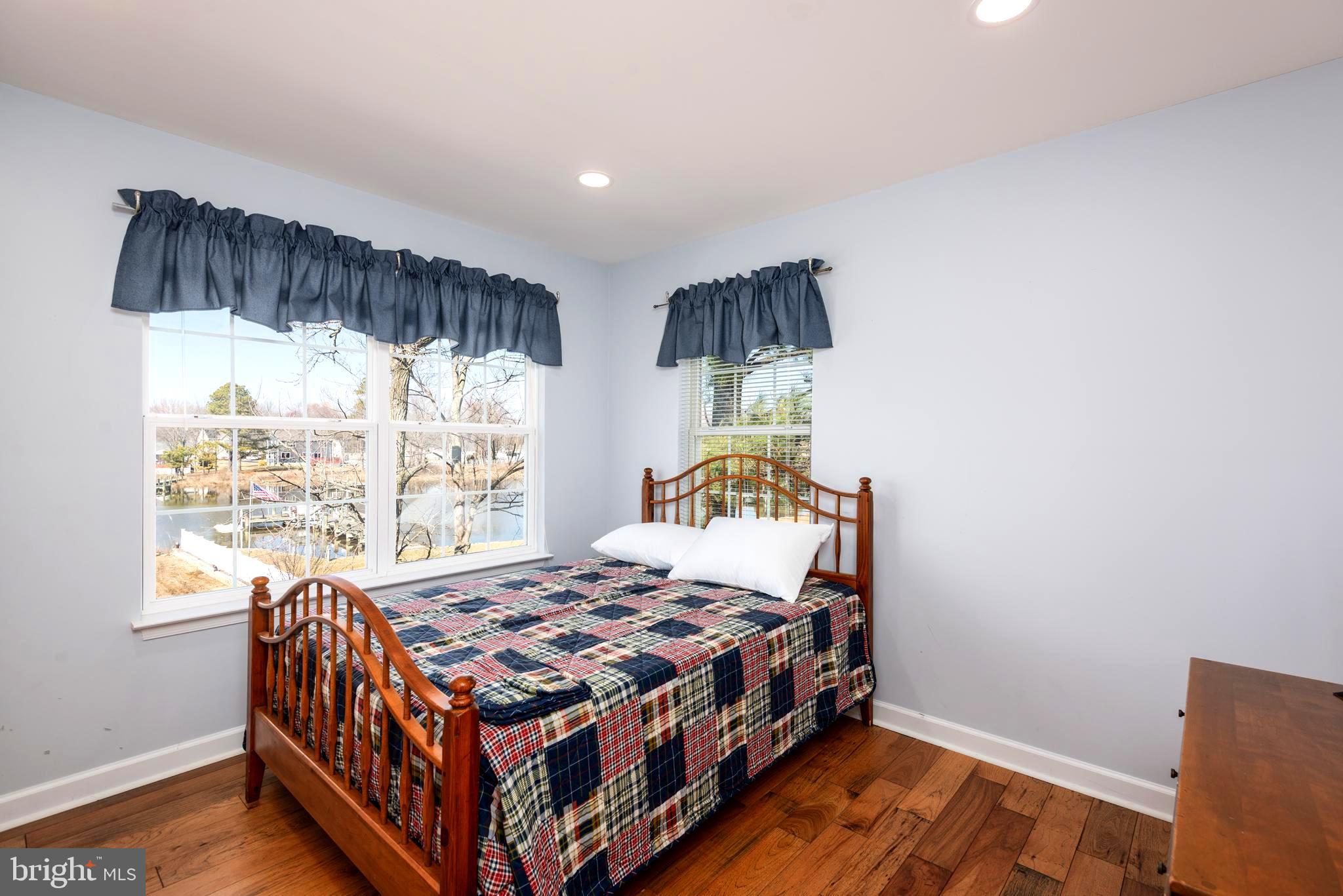 HARBOR VIEW - Residential