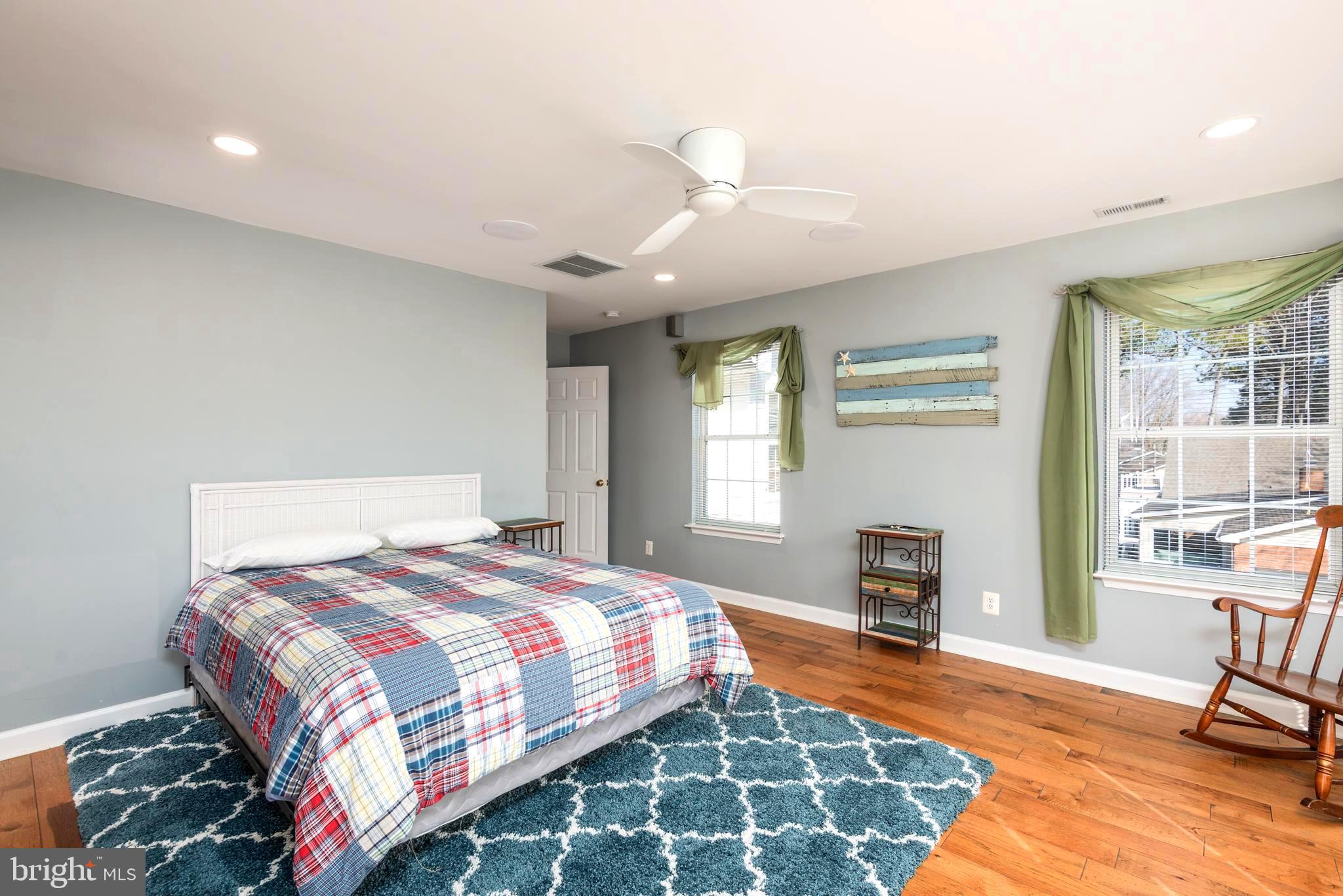 HARBOR VIEW - Residential