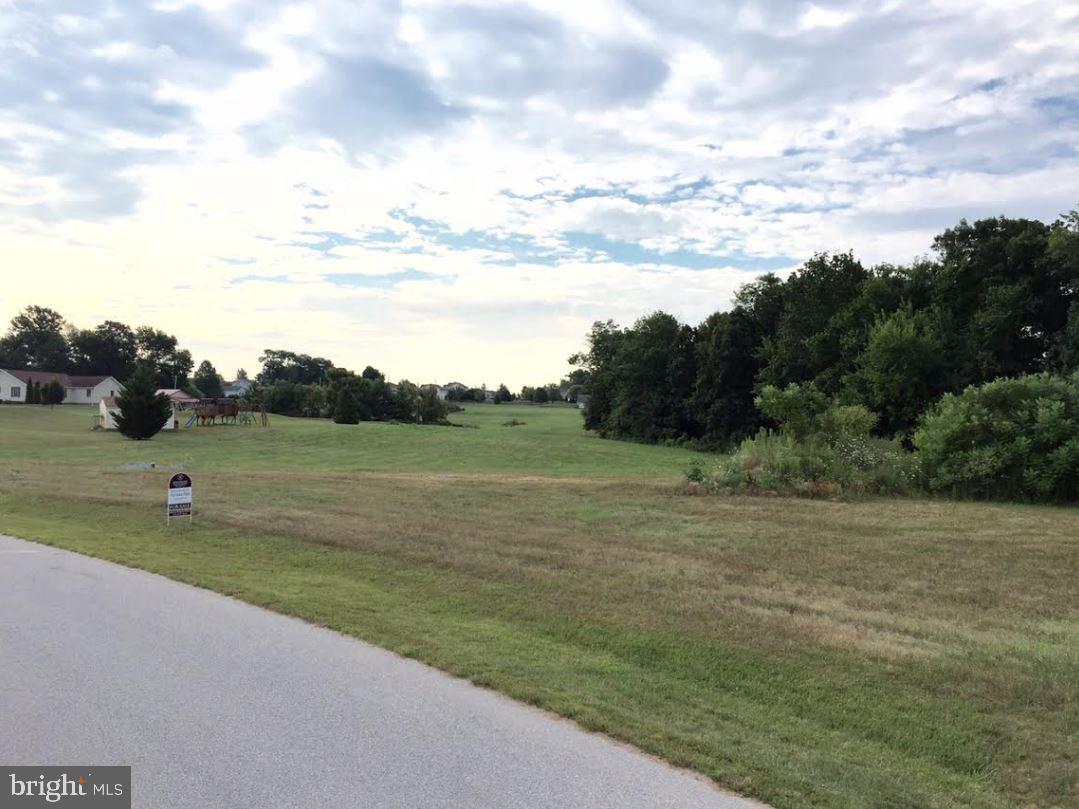 ROSEWOOD ESTATES - Land