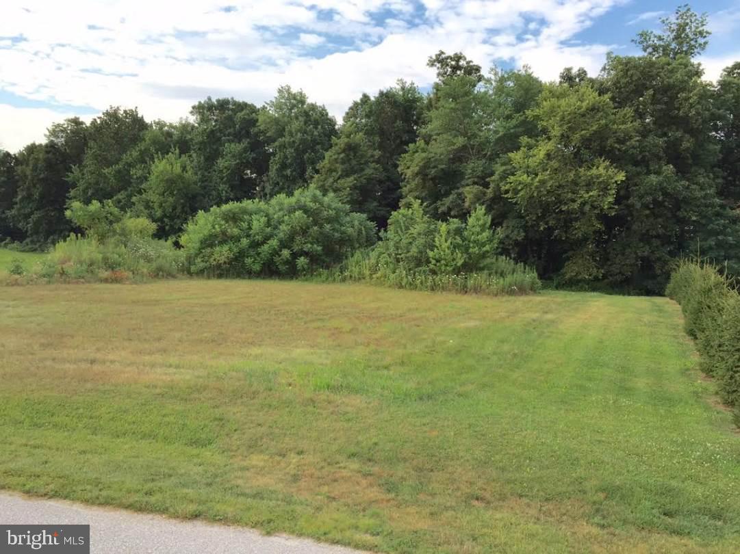 ROSEWOOD ESTATES - Land