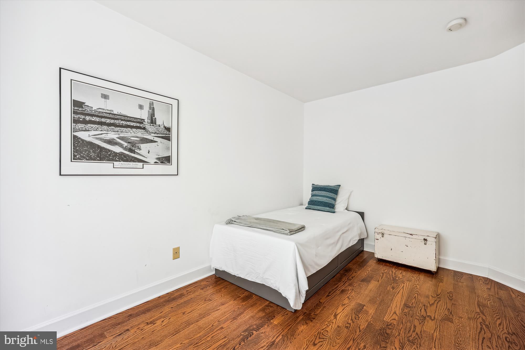 KENTLANDS - Residential