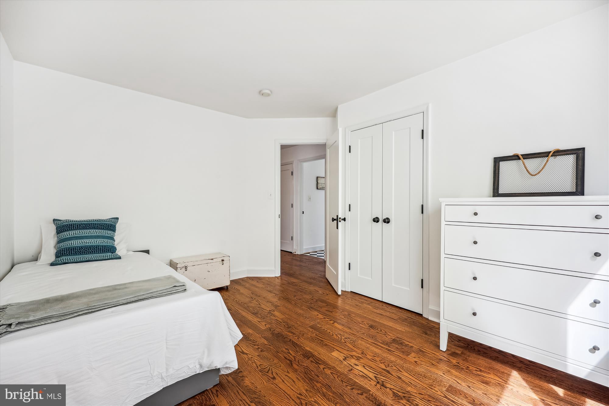 KENTLANDS - Residential