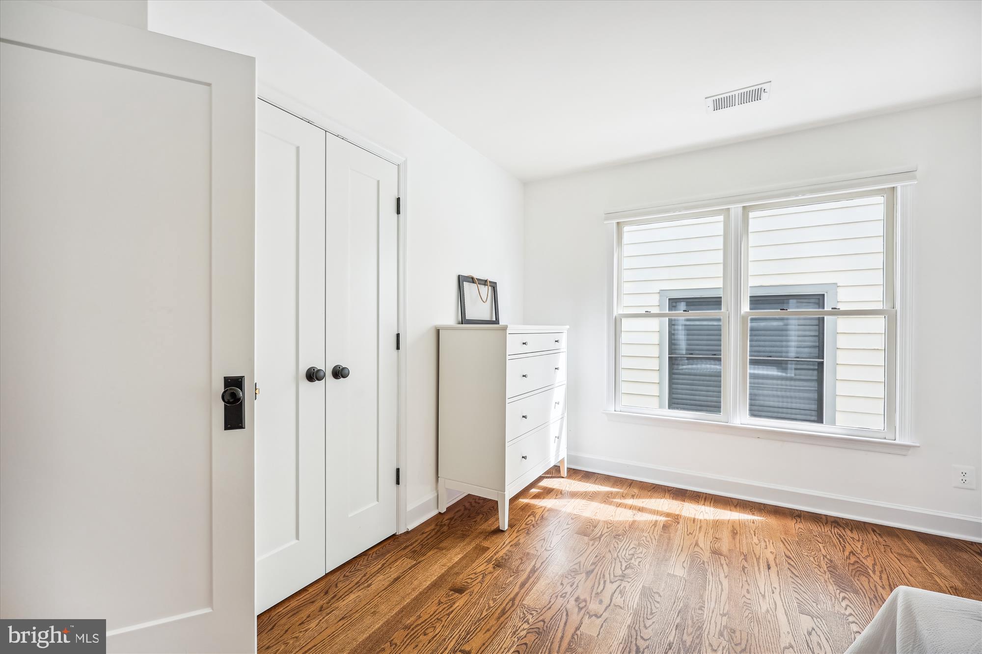 KENTLANDS - Residential