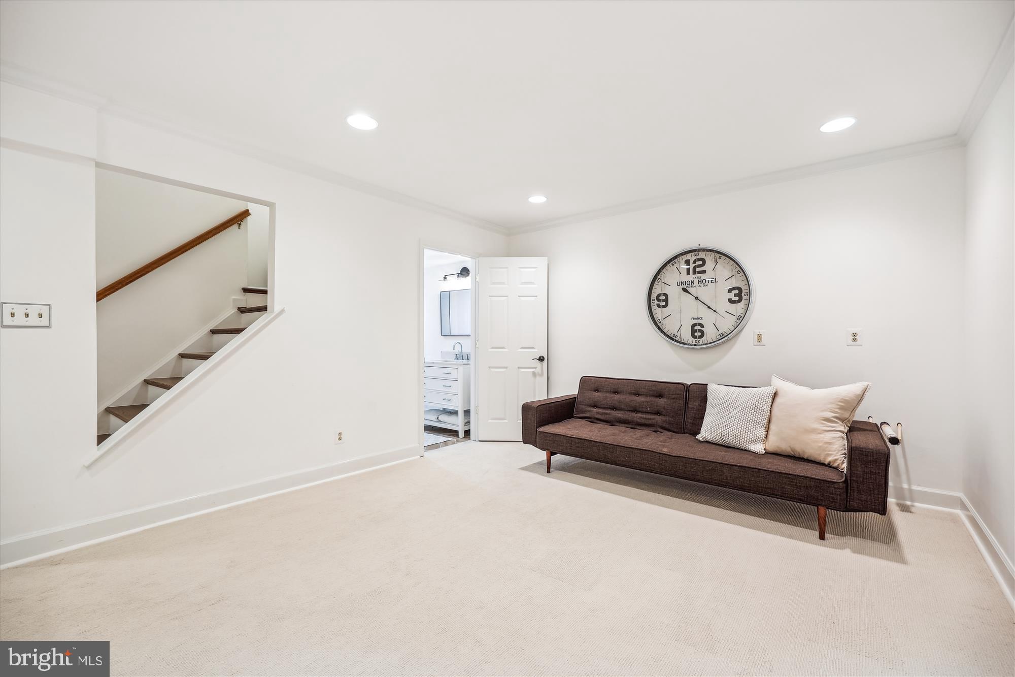 KENTLANDS - Residential