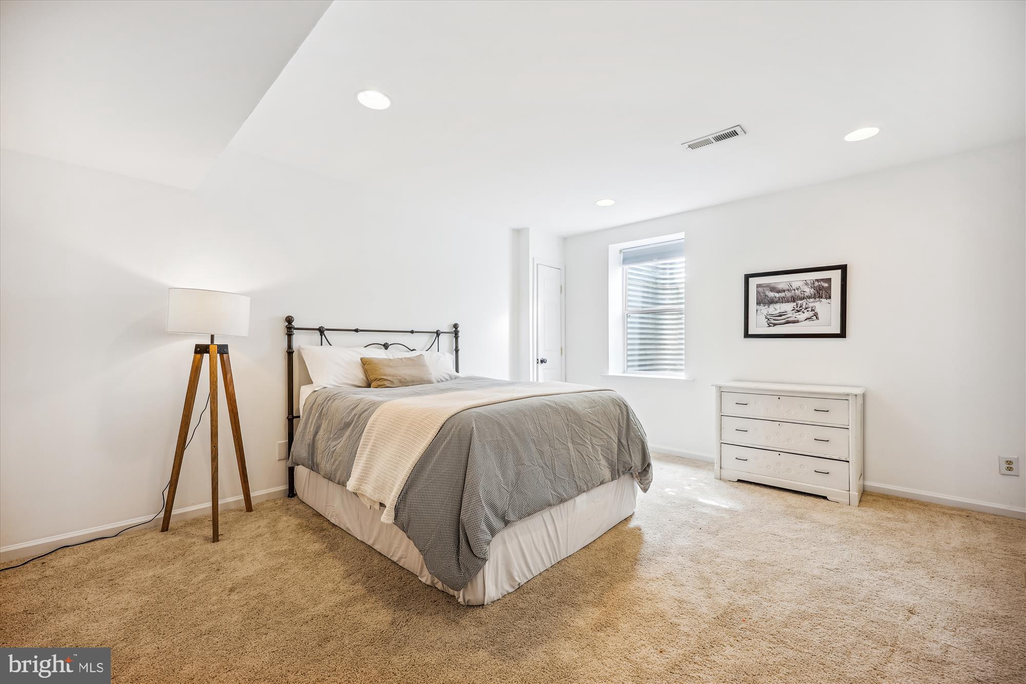 KENTLANDS - Residential