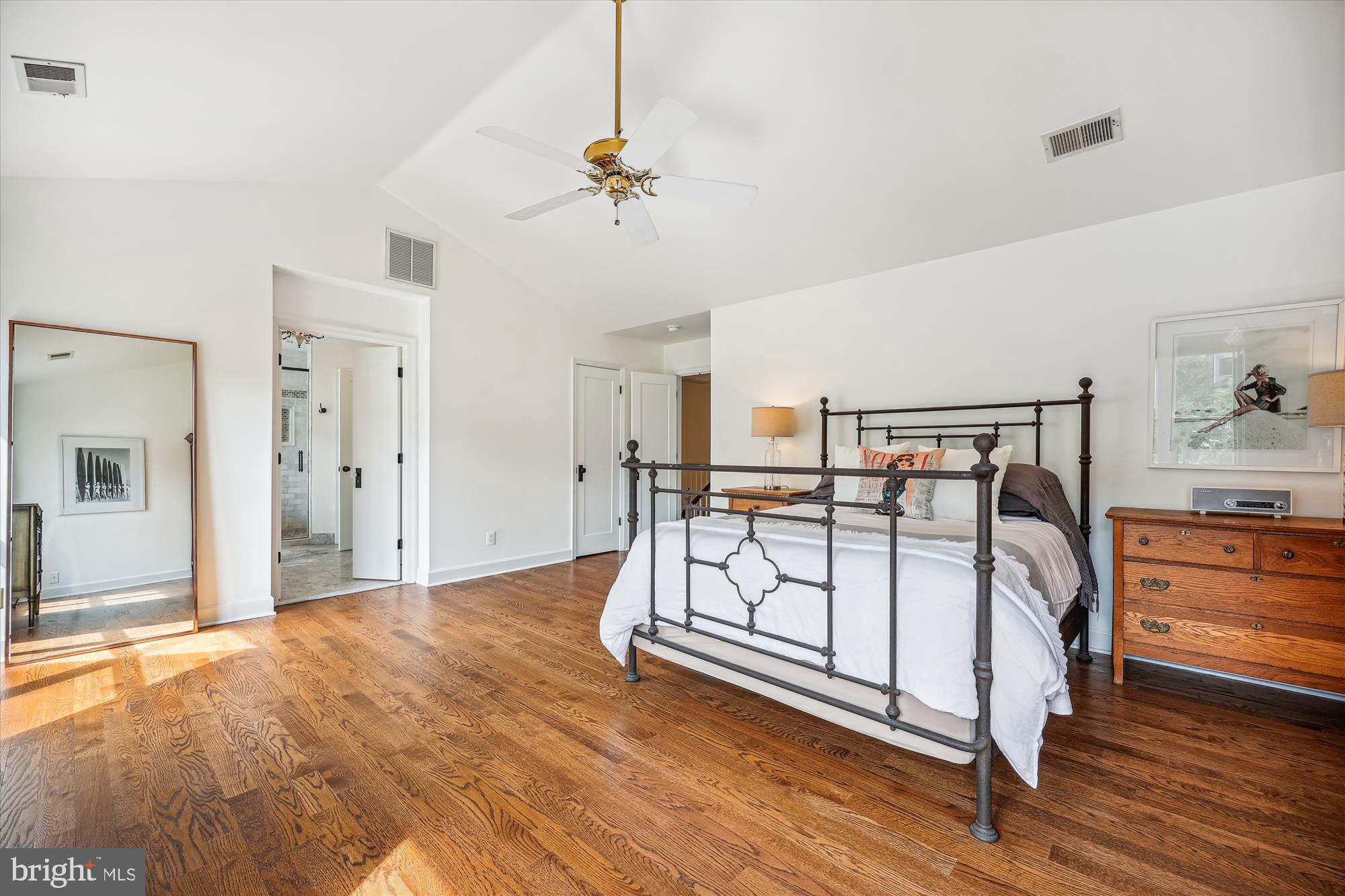 KENTLANDS - Residential