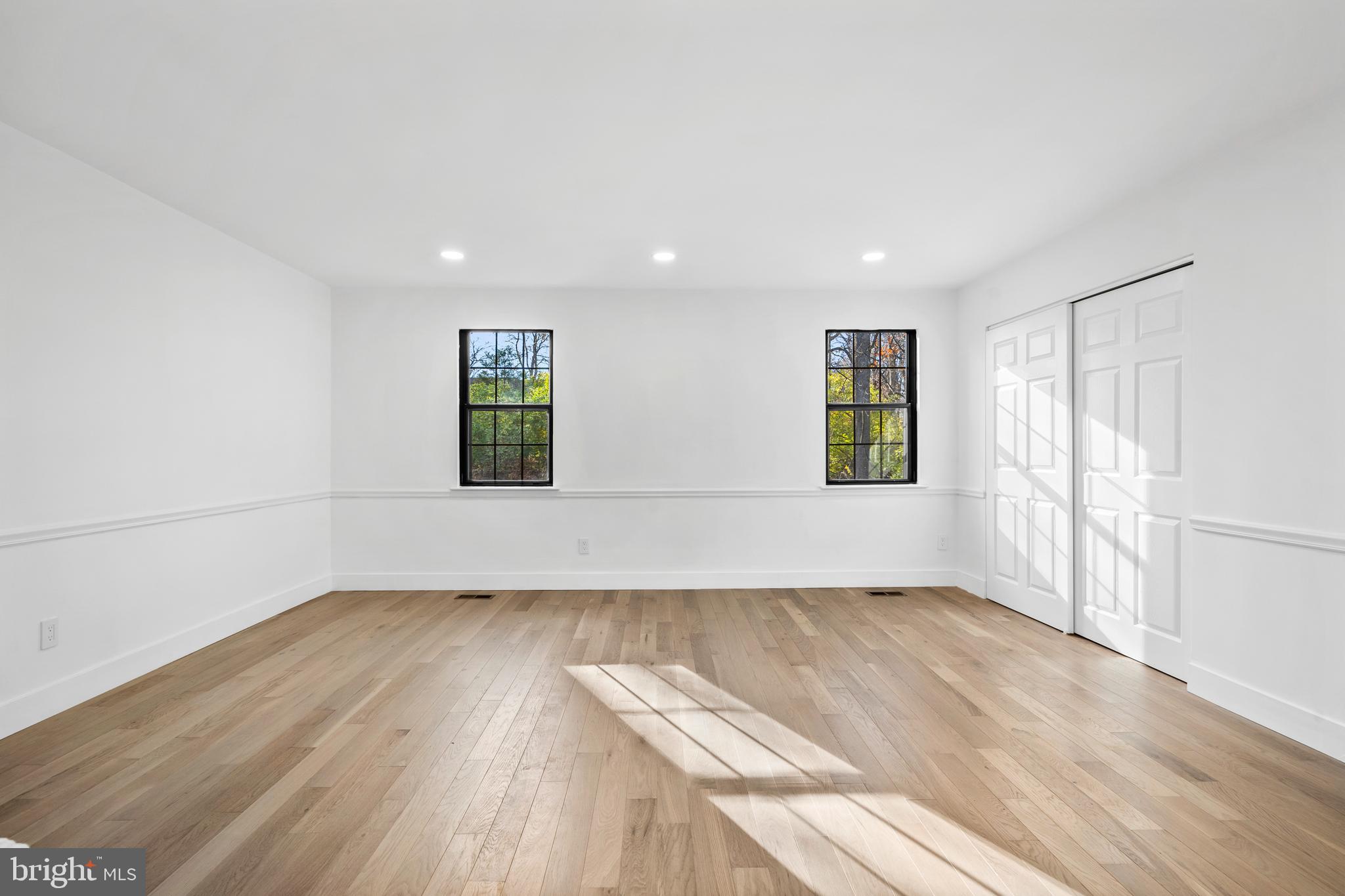 WILLISTOWN WOODS - Residential