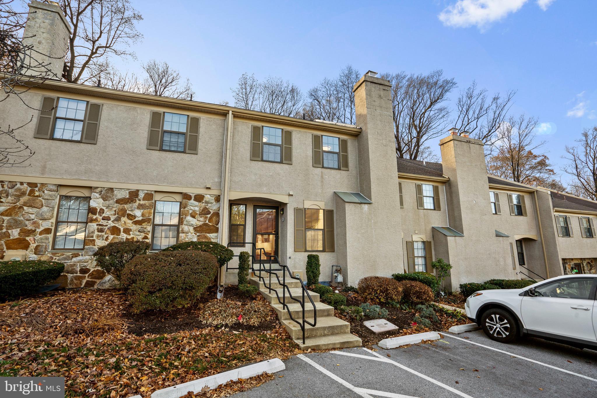 WILLISTOWN WOODS - Residential