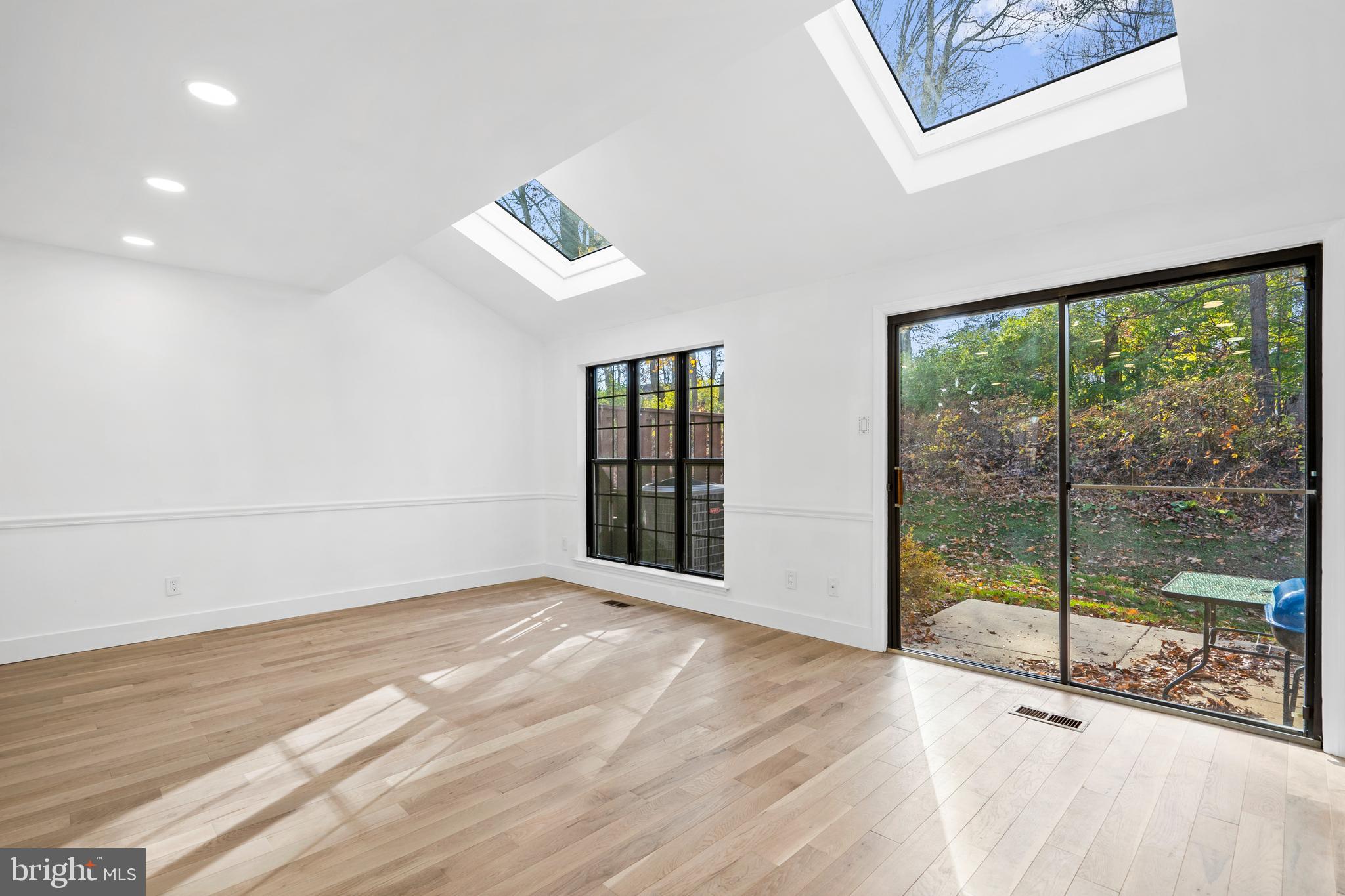 WILLISTOWN WOODS - Residential