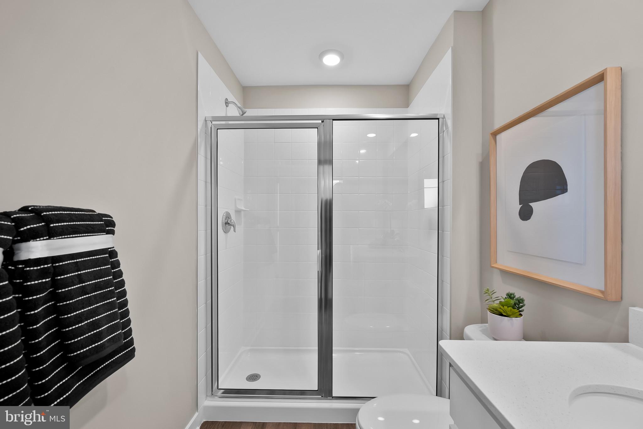 RIVERPOINTE - Residential