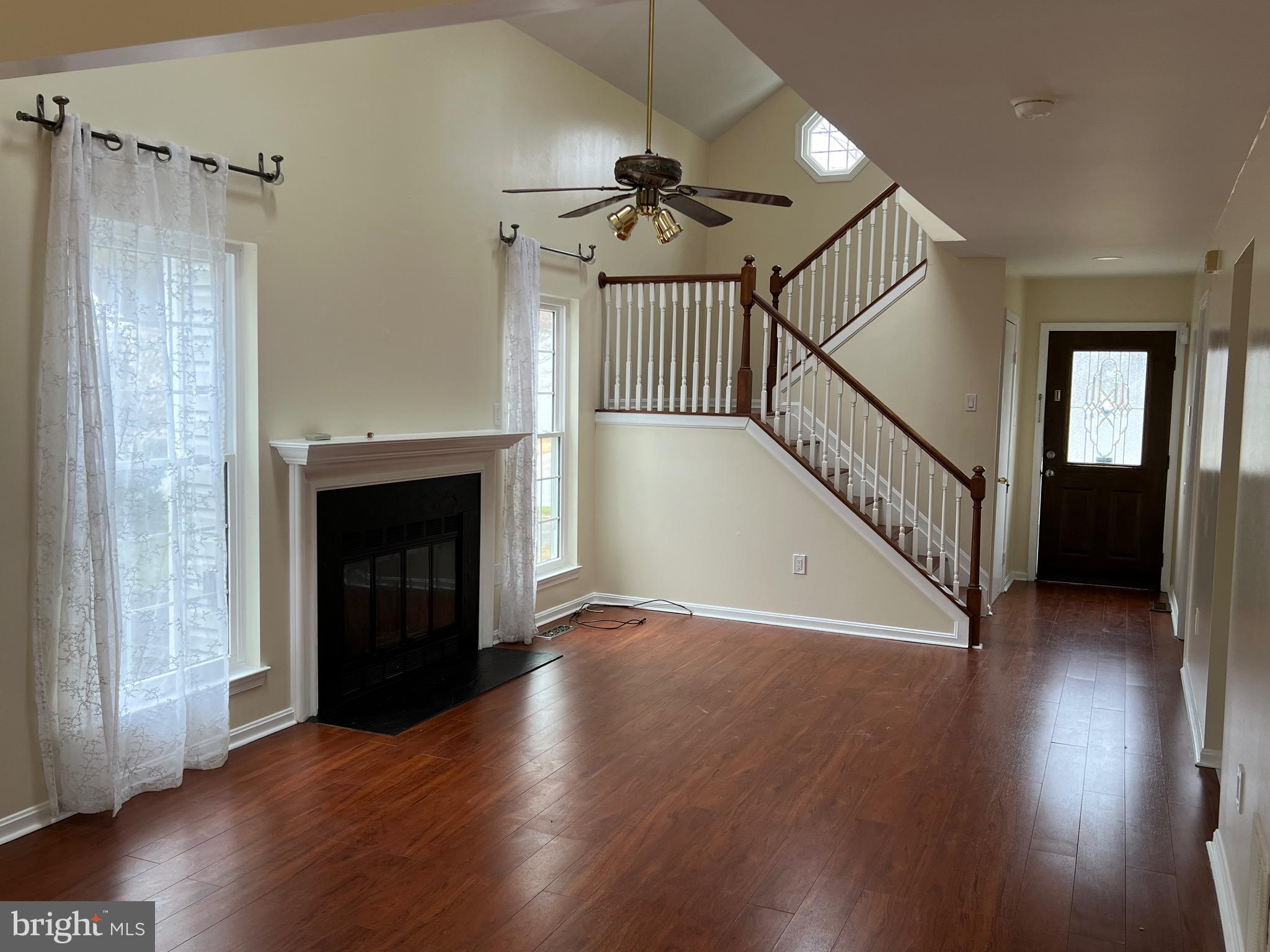 ENFIELD CHASE PLAT FIVE - Residential Lease