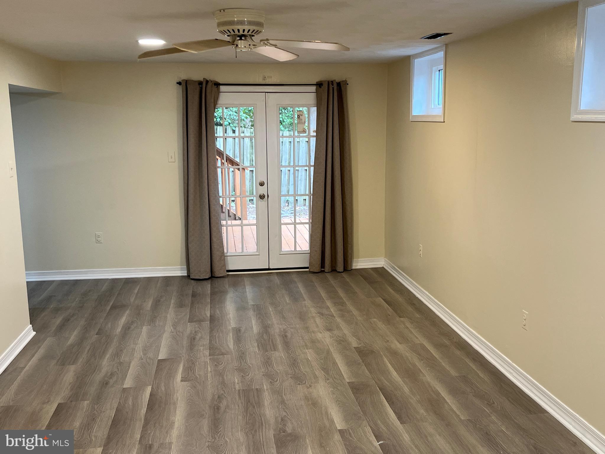 ENFIELD CHASE PLAT FIVE - Residential Lease