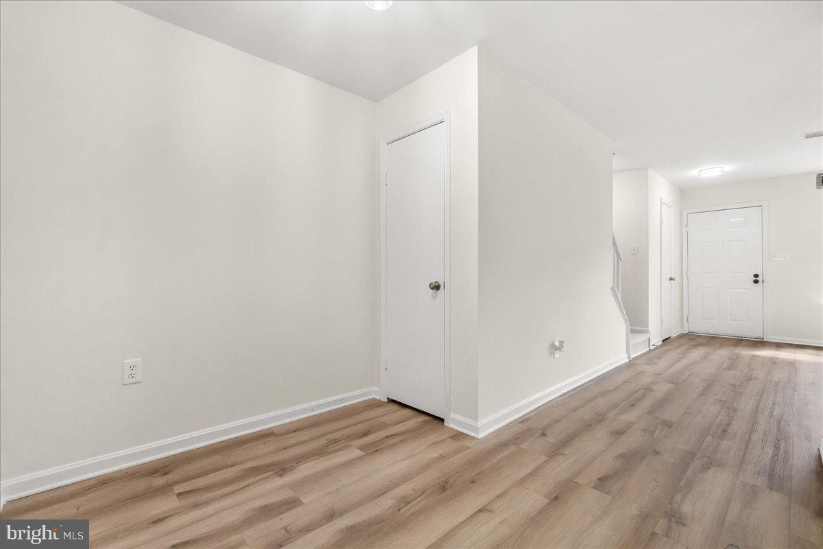 WILLOW COVE MANORS - Residential