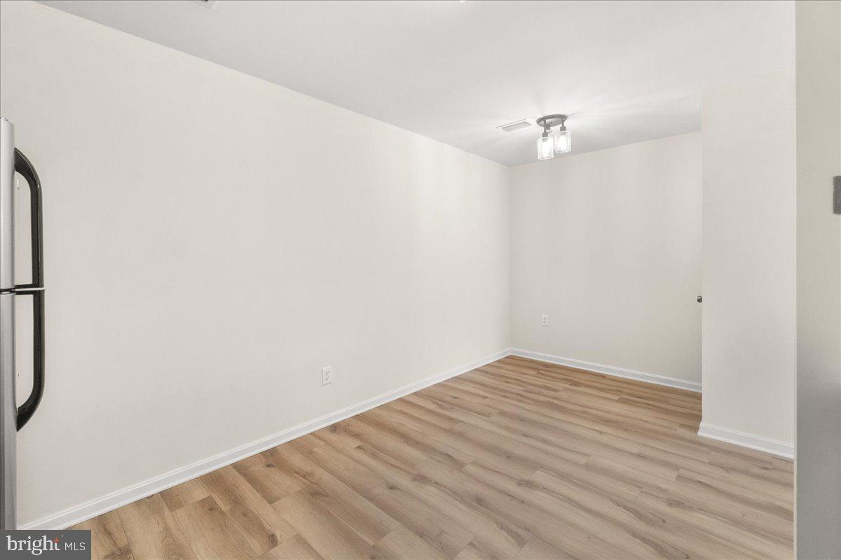 WILLOW COVE MANORS - Residential