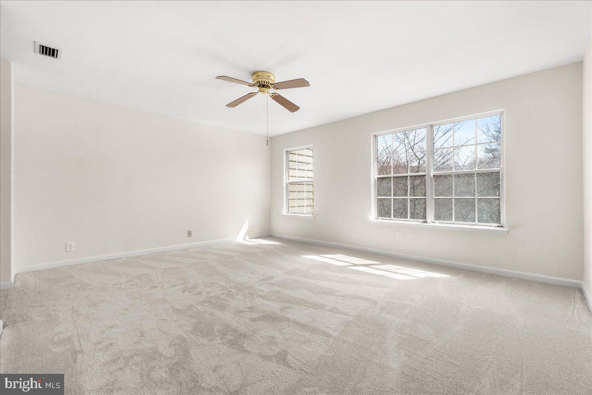 WILLOW COVE MANORS - Residential