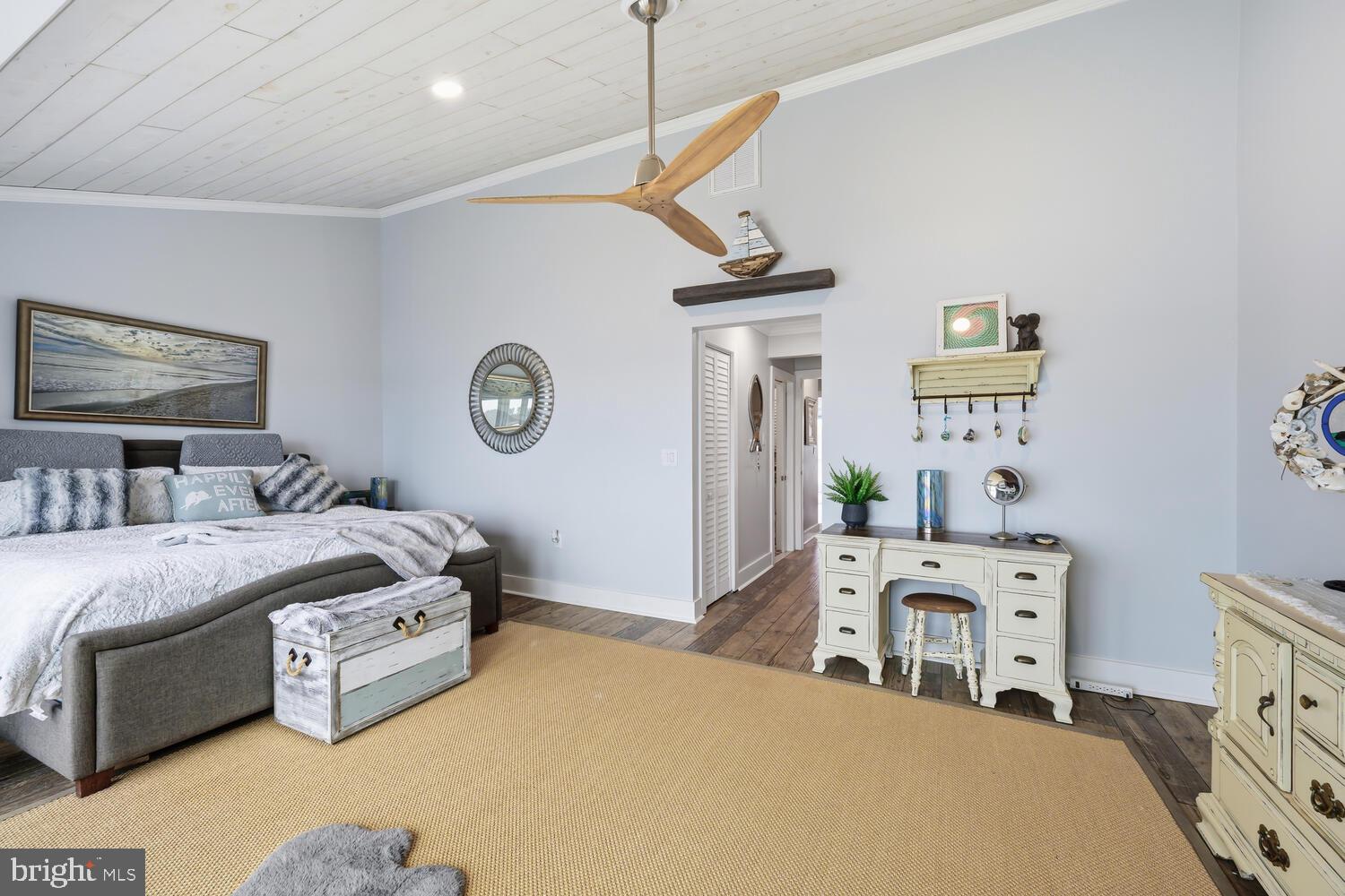 OYSTER COVE - Residential