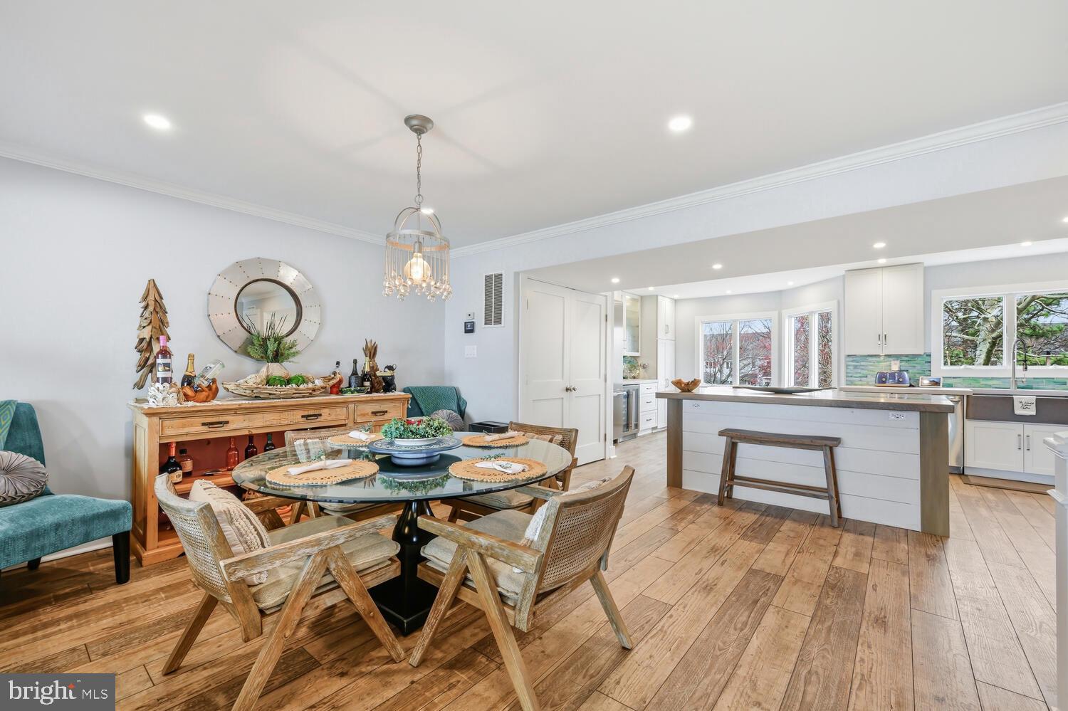 OYSTER COVE - Residential