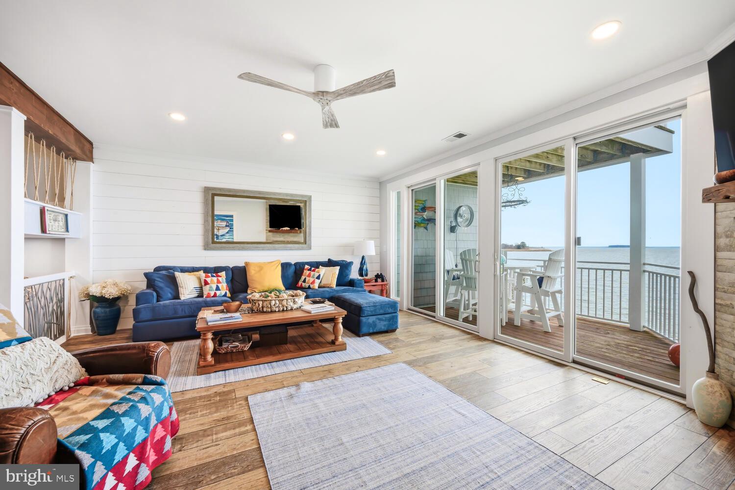 OYSTER COVE - Residential