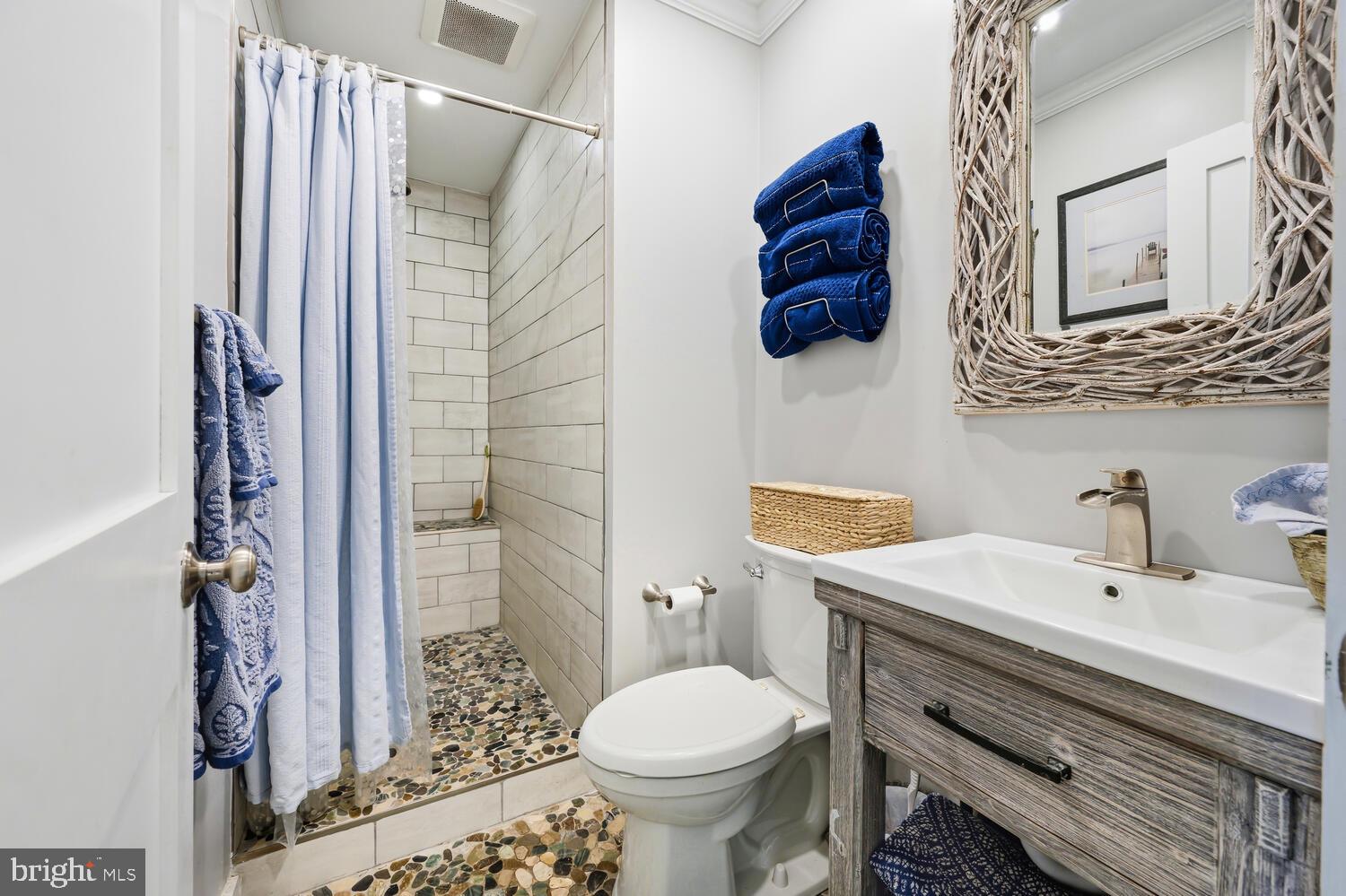 OYSTER COVE - Residential