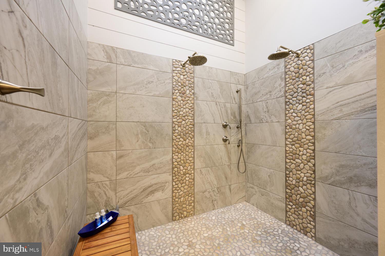 OYSTER COVE - Residential