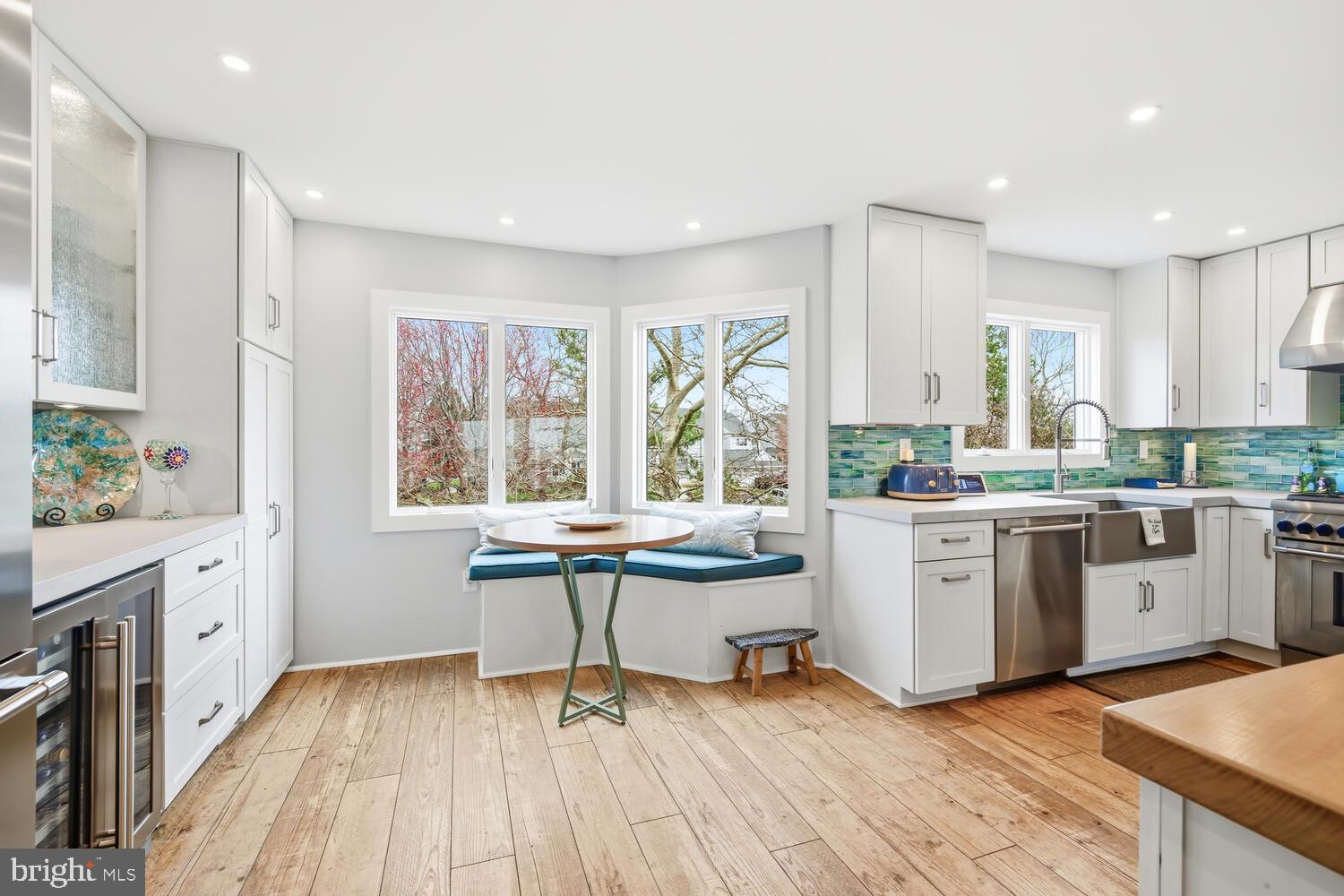 OYSTER COVE - Residential