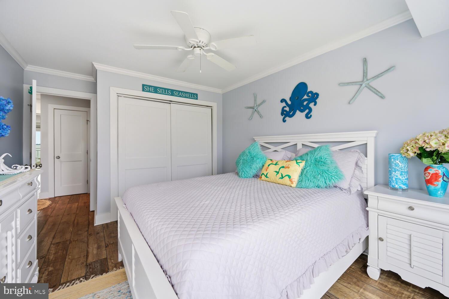 OYSTER COVE - Residential