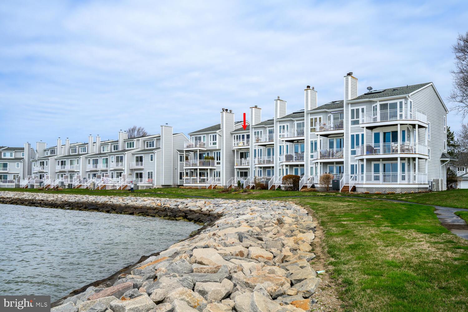 OYSTER COVE - Residential