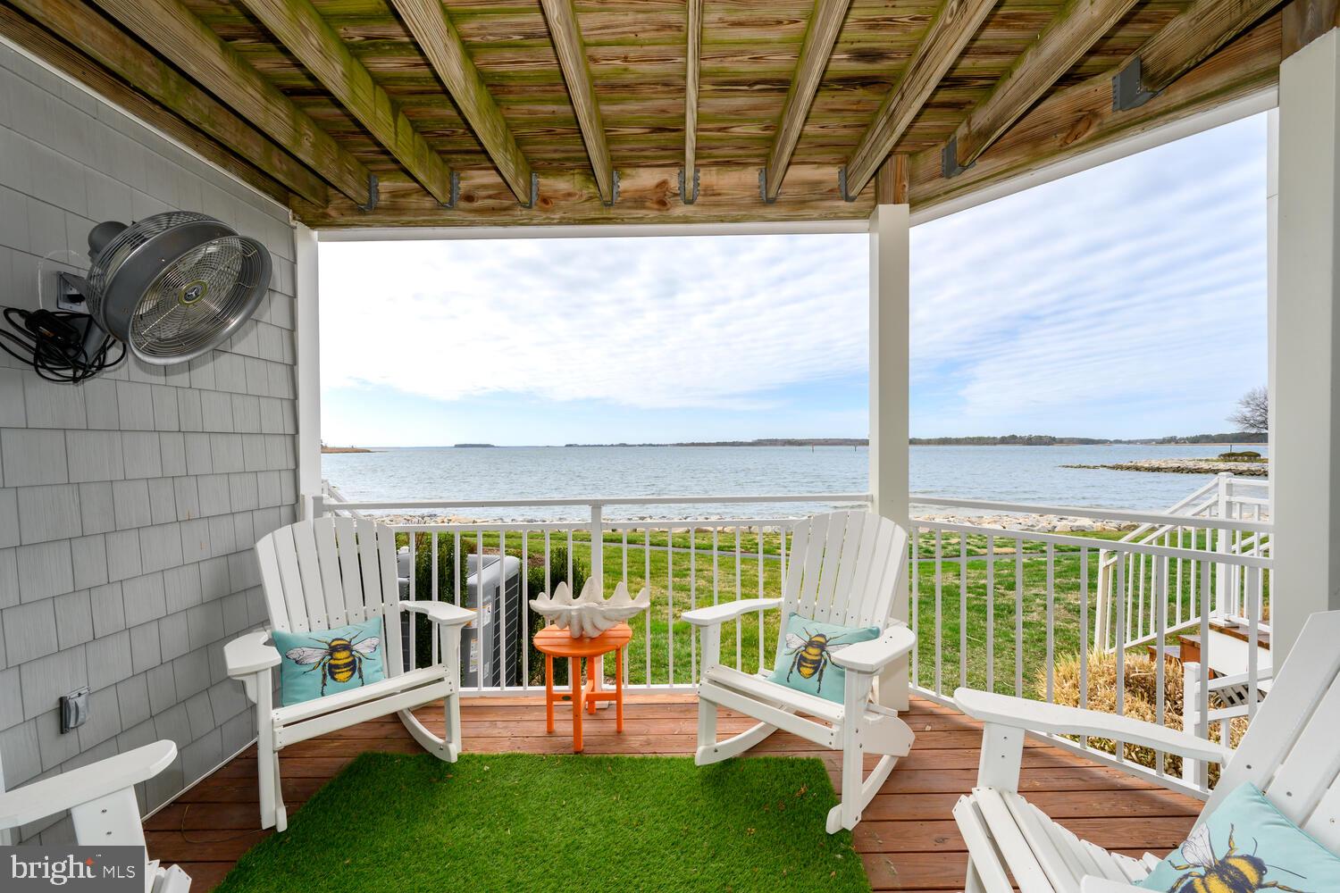 OYSTER COVE - Residential