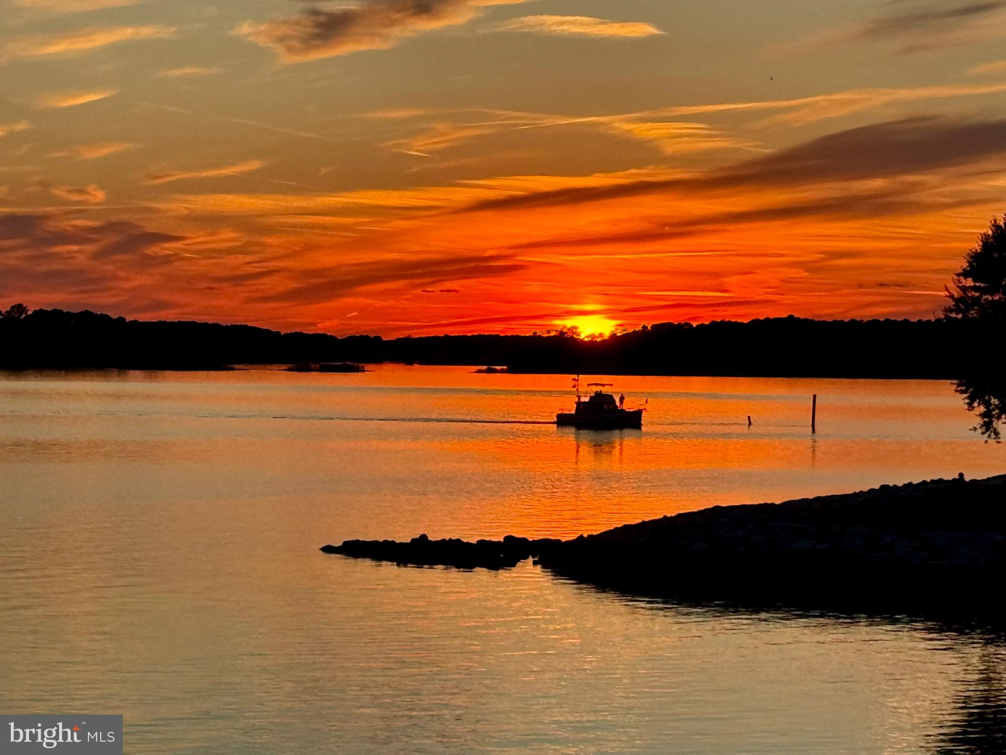 OYSTER COVE - Residential