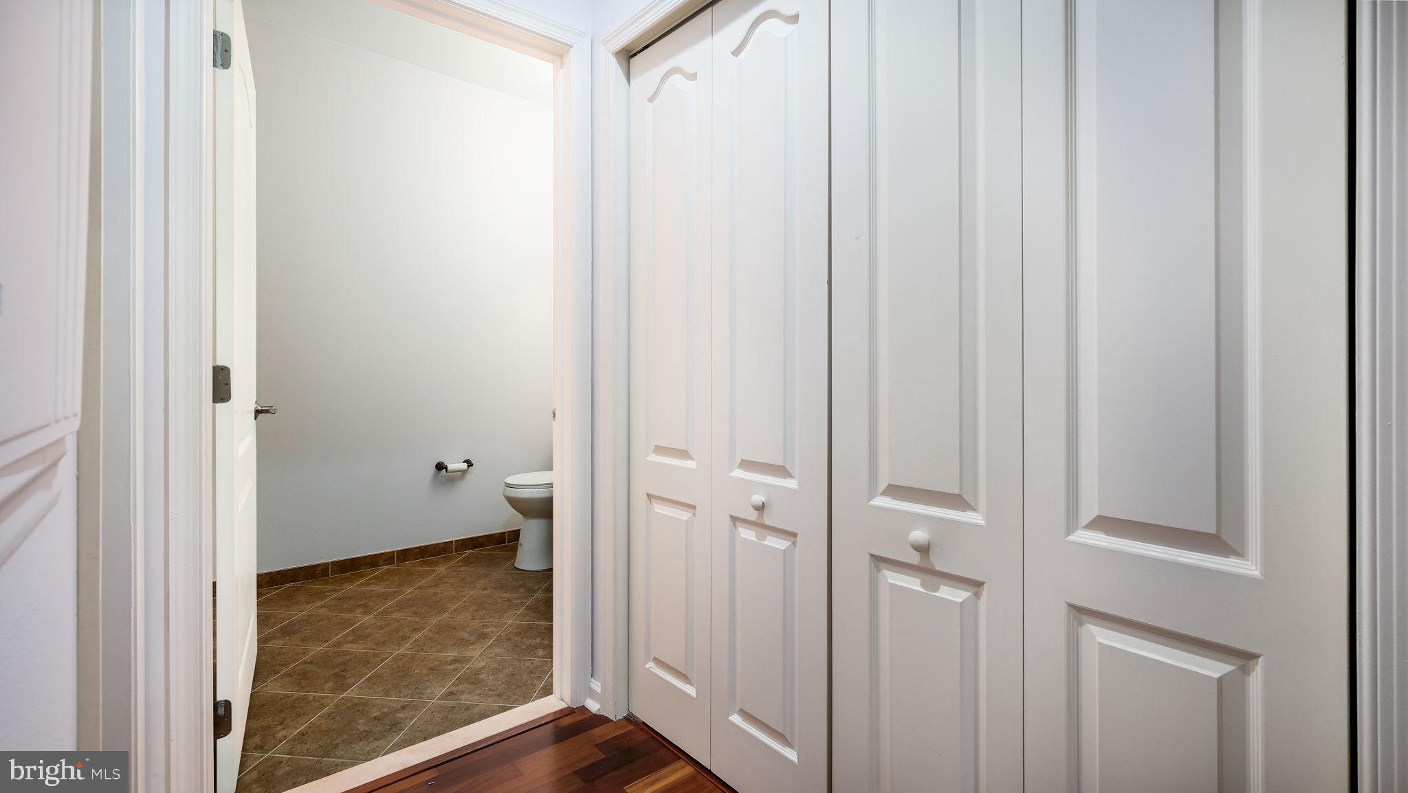 HUNTINGDON VALLEY - Residential