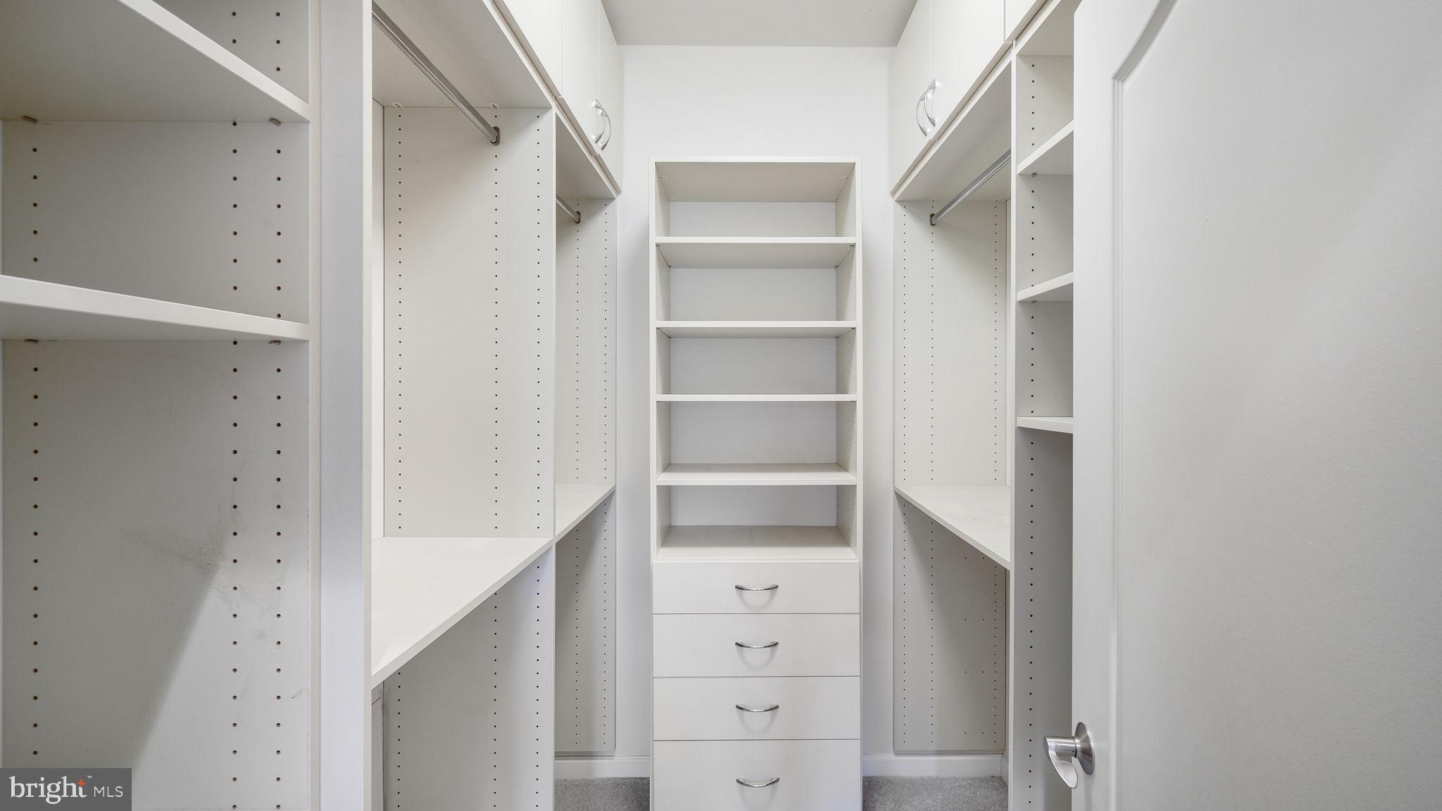 HUNTINGDON VALLEY - Residential