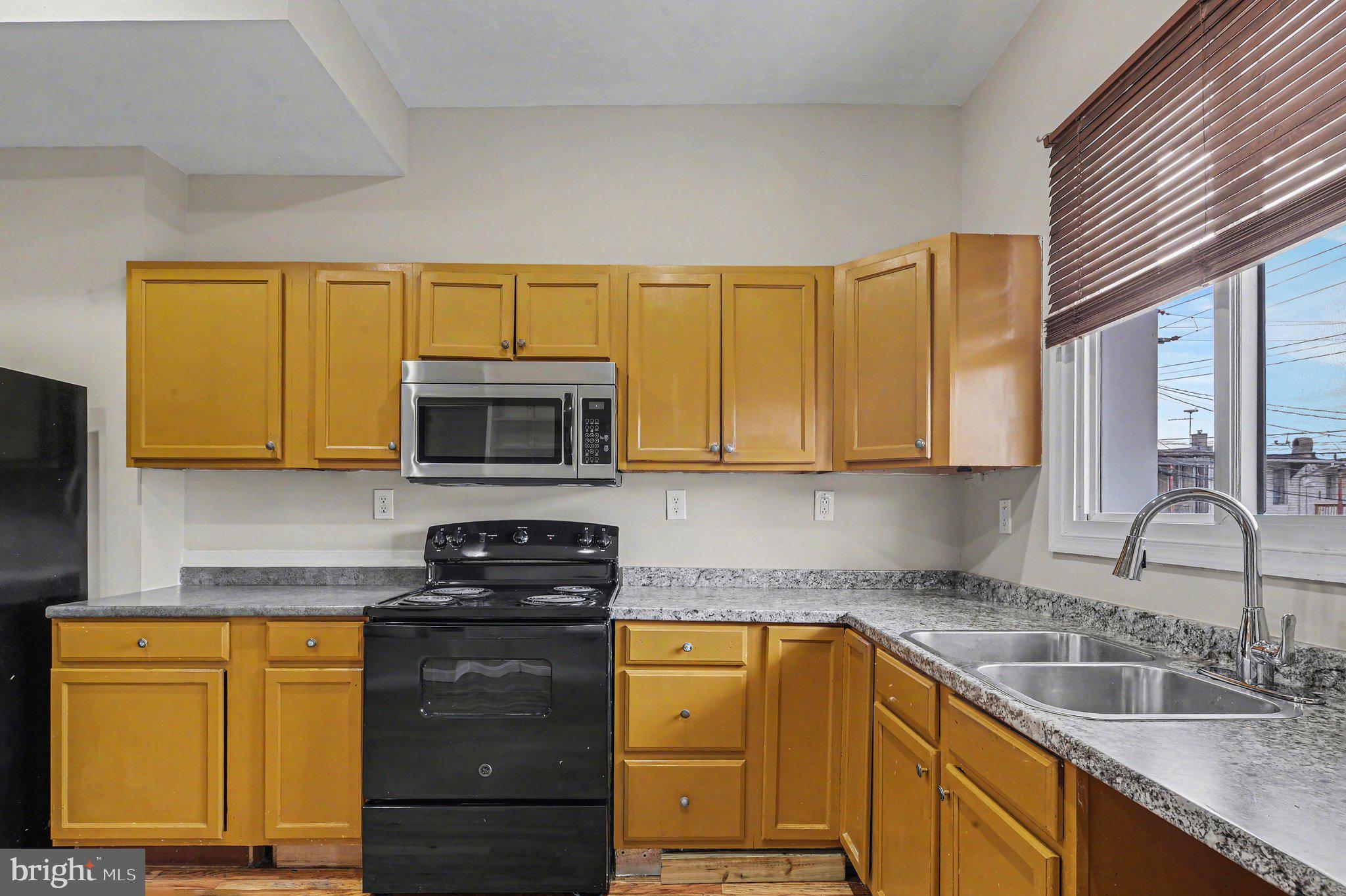 HIGHLANDTOWN - Residential