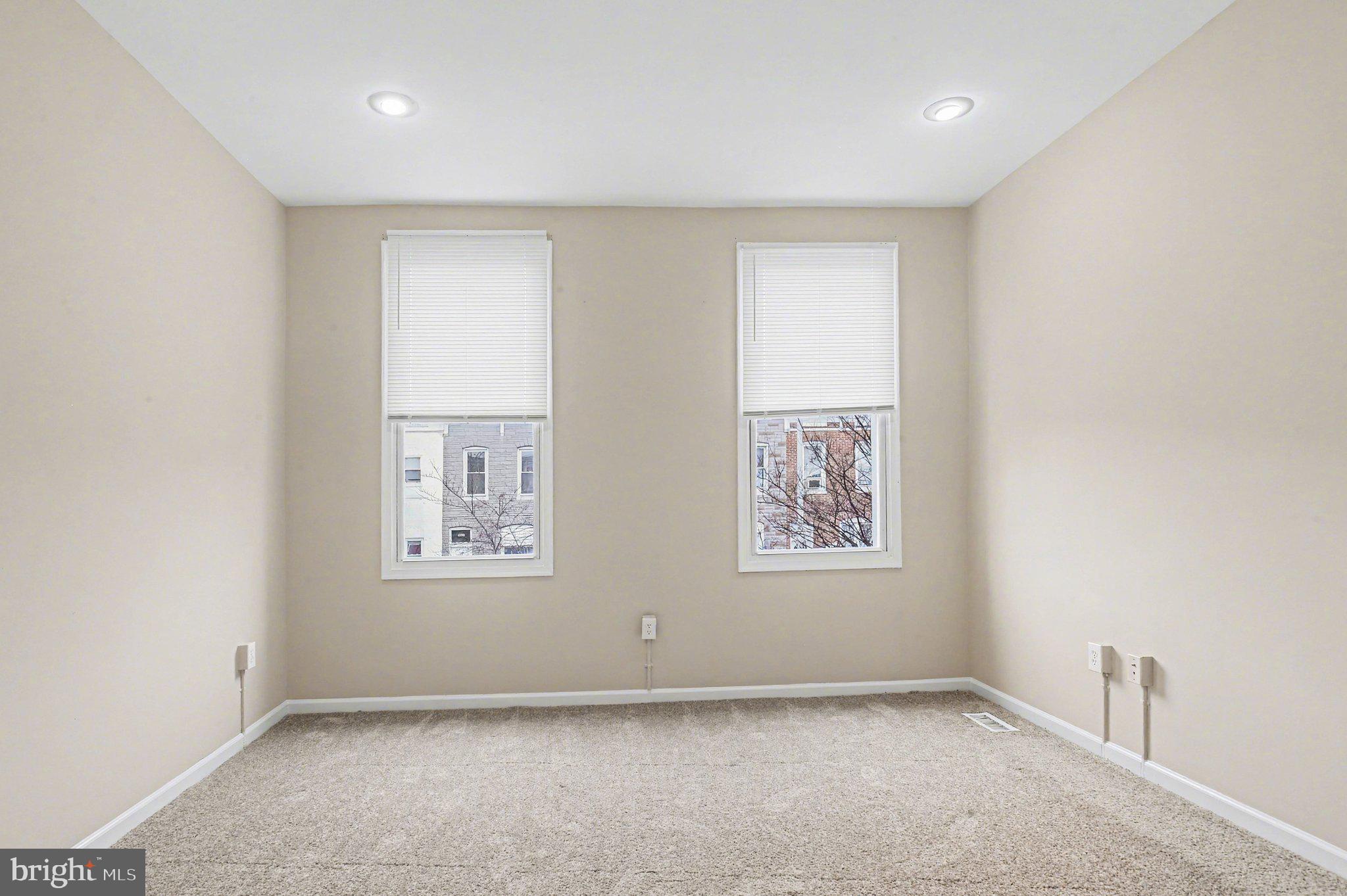 HIGHLANDTOWN - Residential