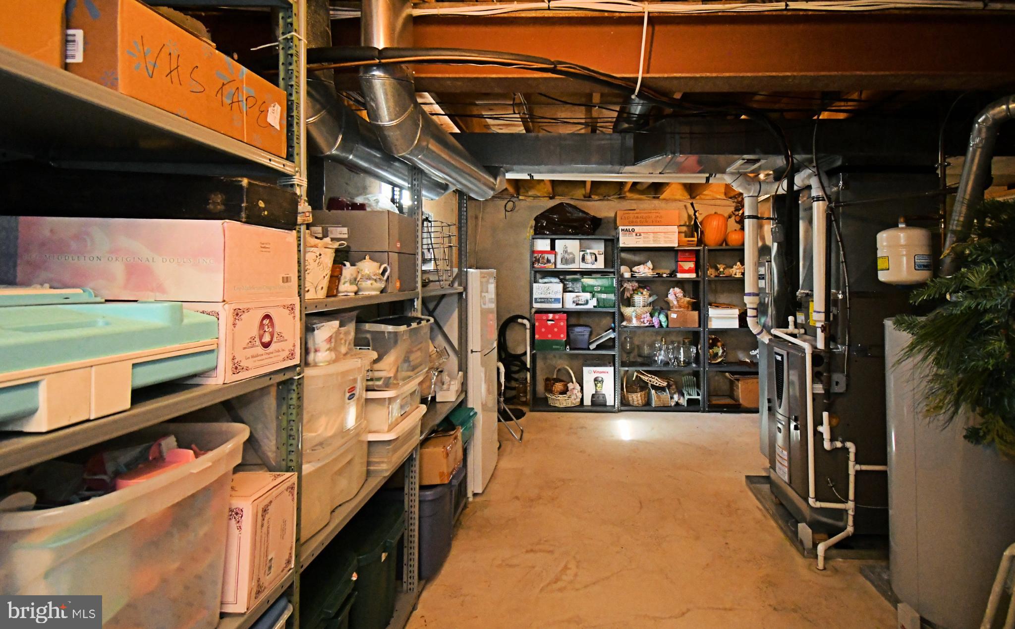 MONTGOMERY CROSSING - Residential