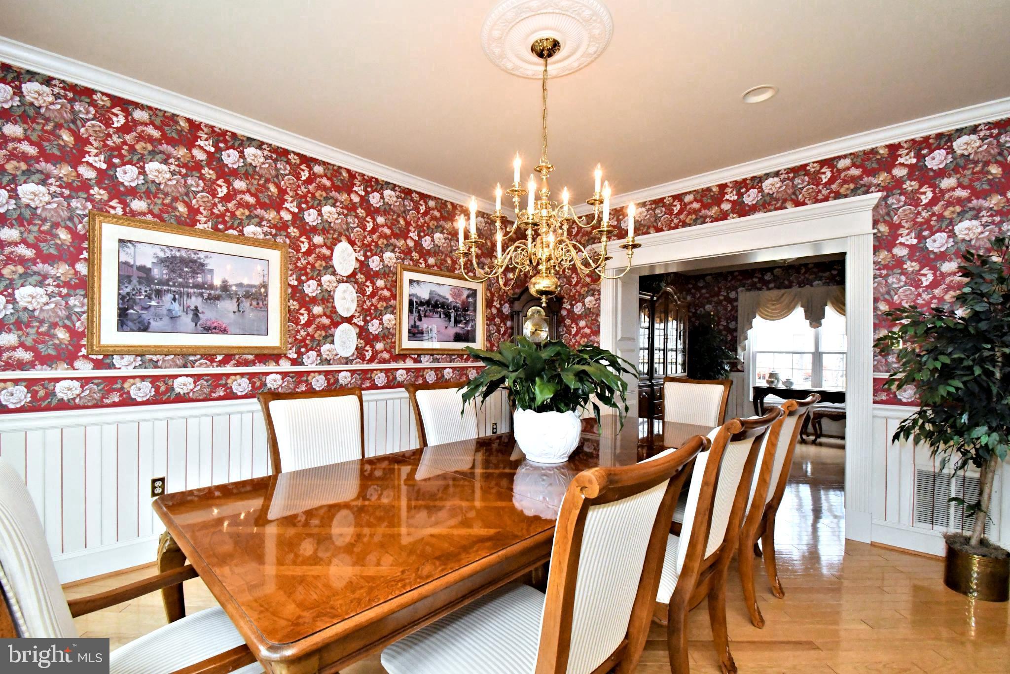 MONTGOMERY CROSSING - Residential