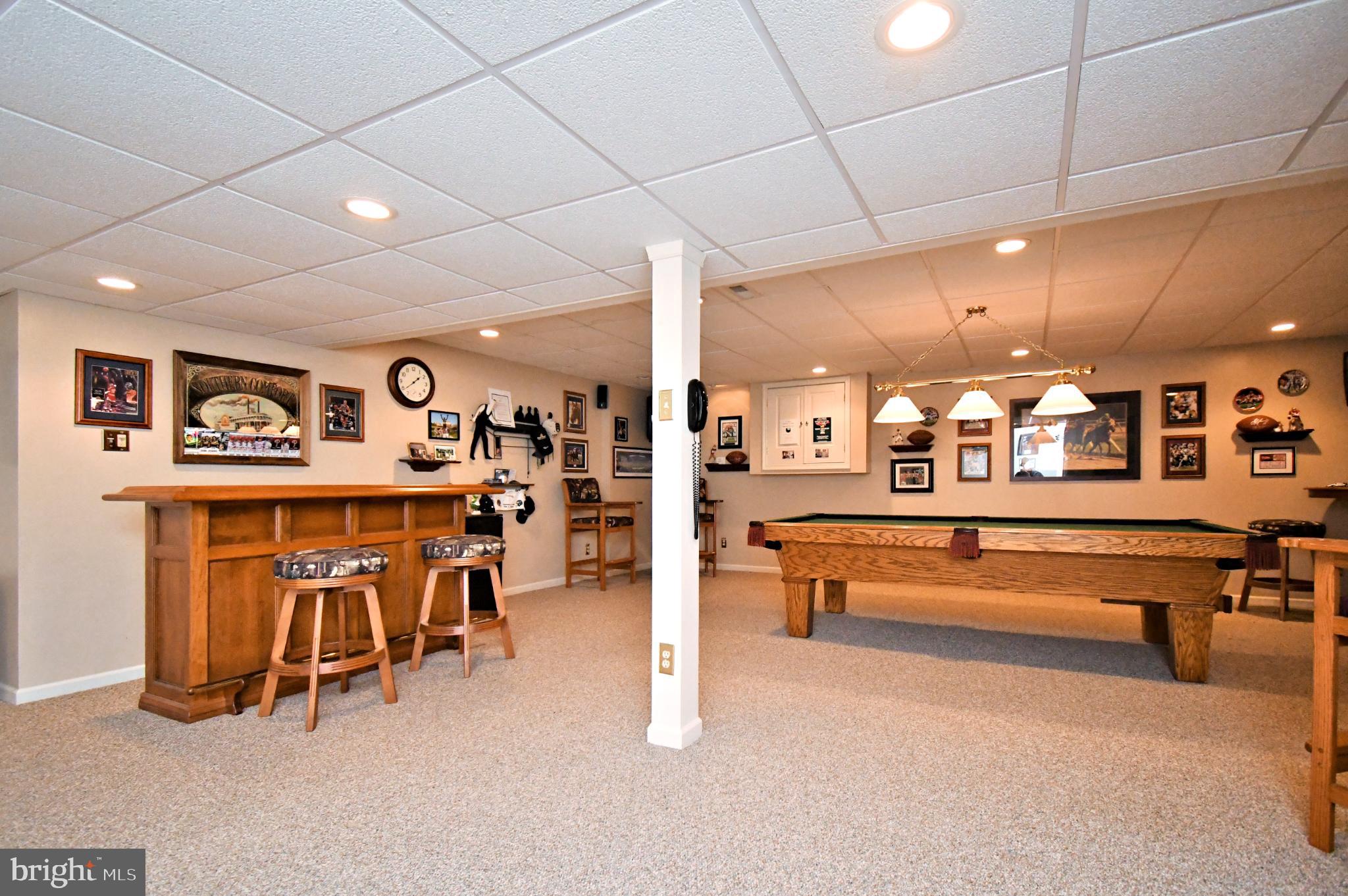 MONTGOMERY CROSSING - Residential