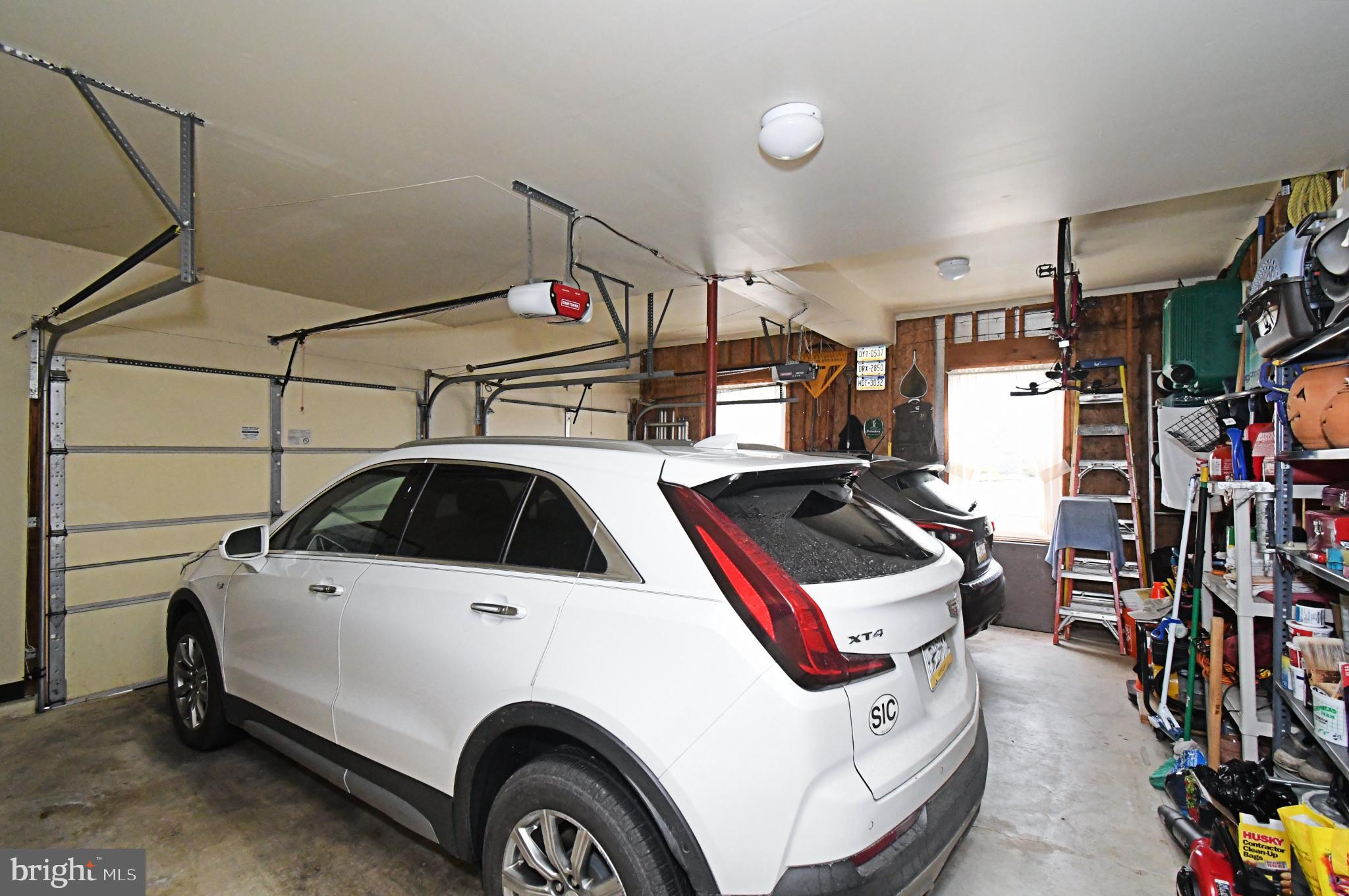 MONTGOMERY CROSSING - Residential