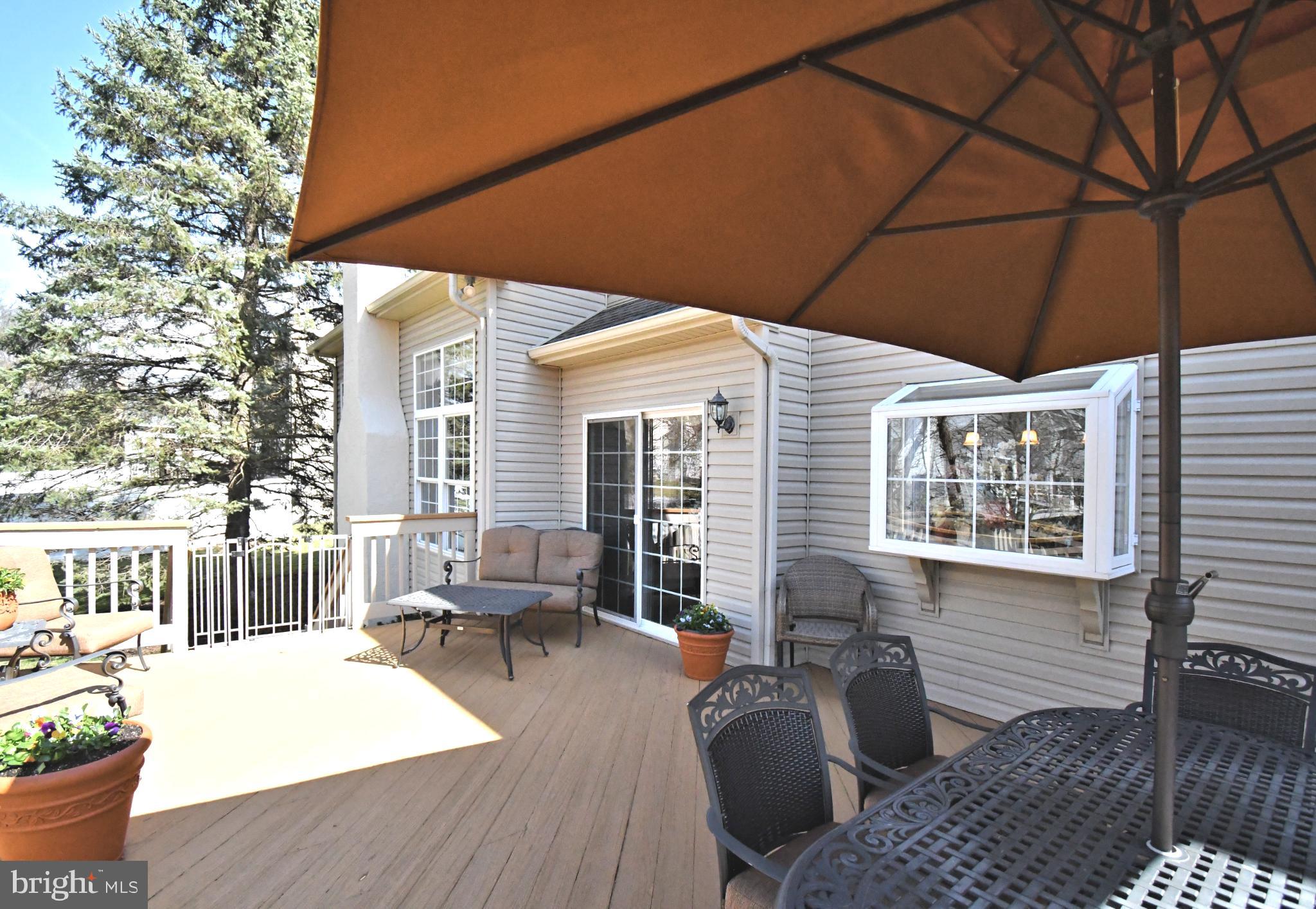 MONTGOMERY CROSSING - Residential