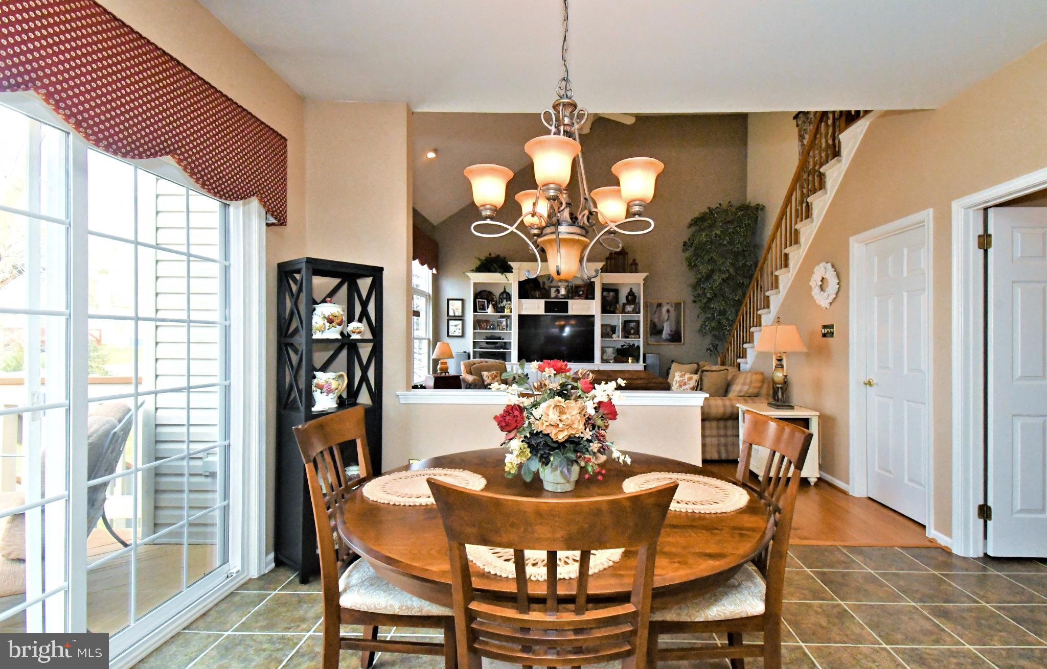 MONTGOMERY CROSSING - Residential