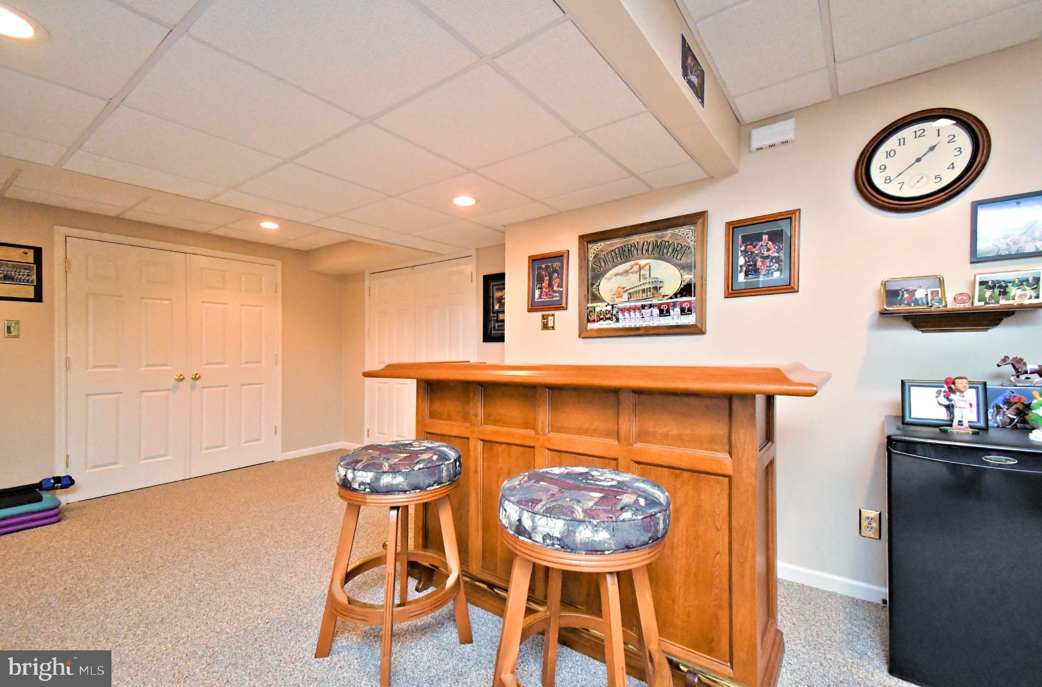 MONTGOMERY CROSSING - Residential