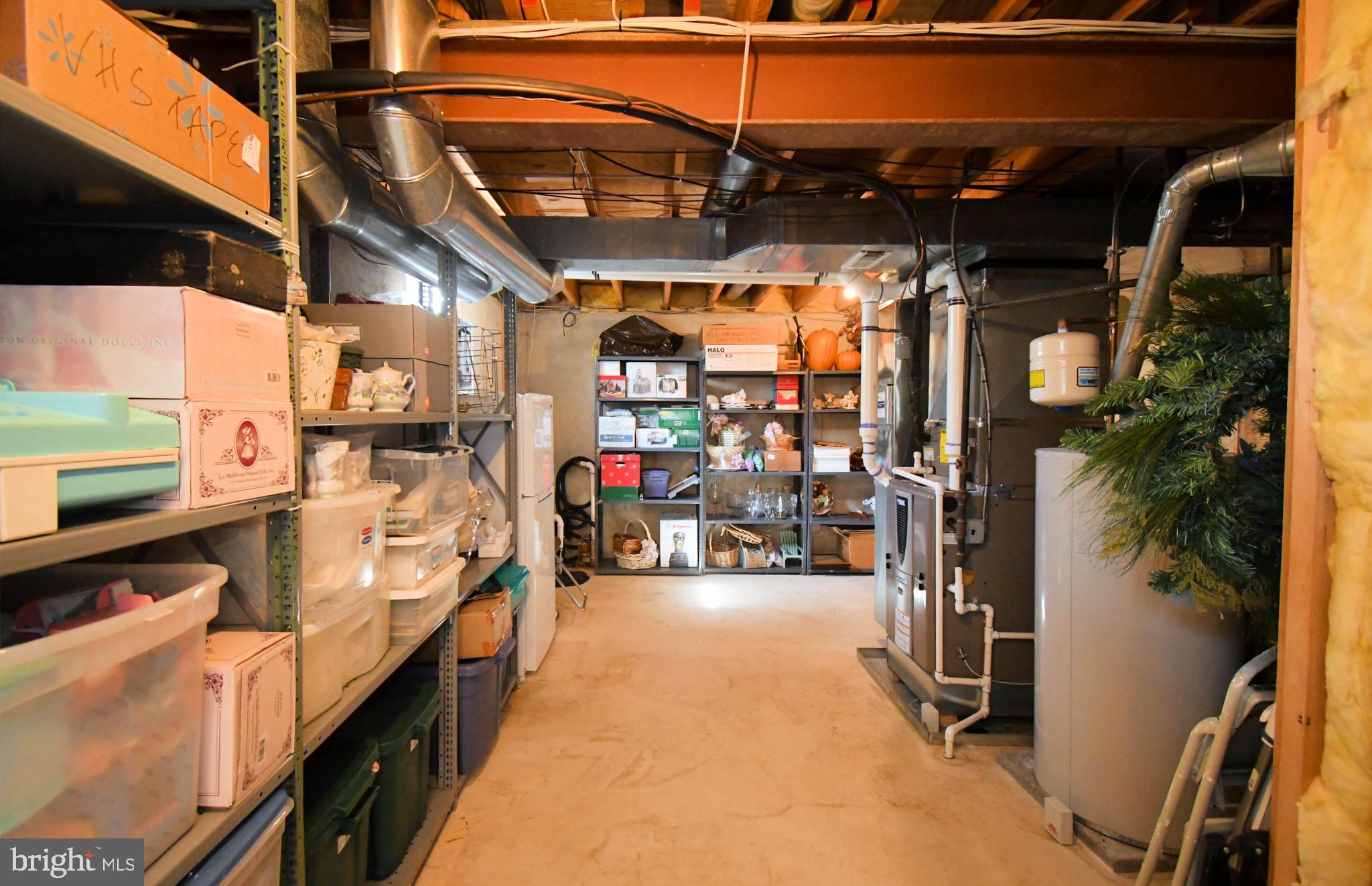 MONTGOMERY CROSSING - Residential