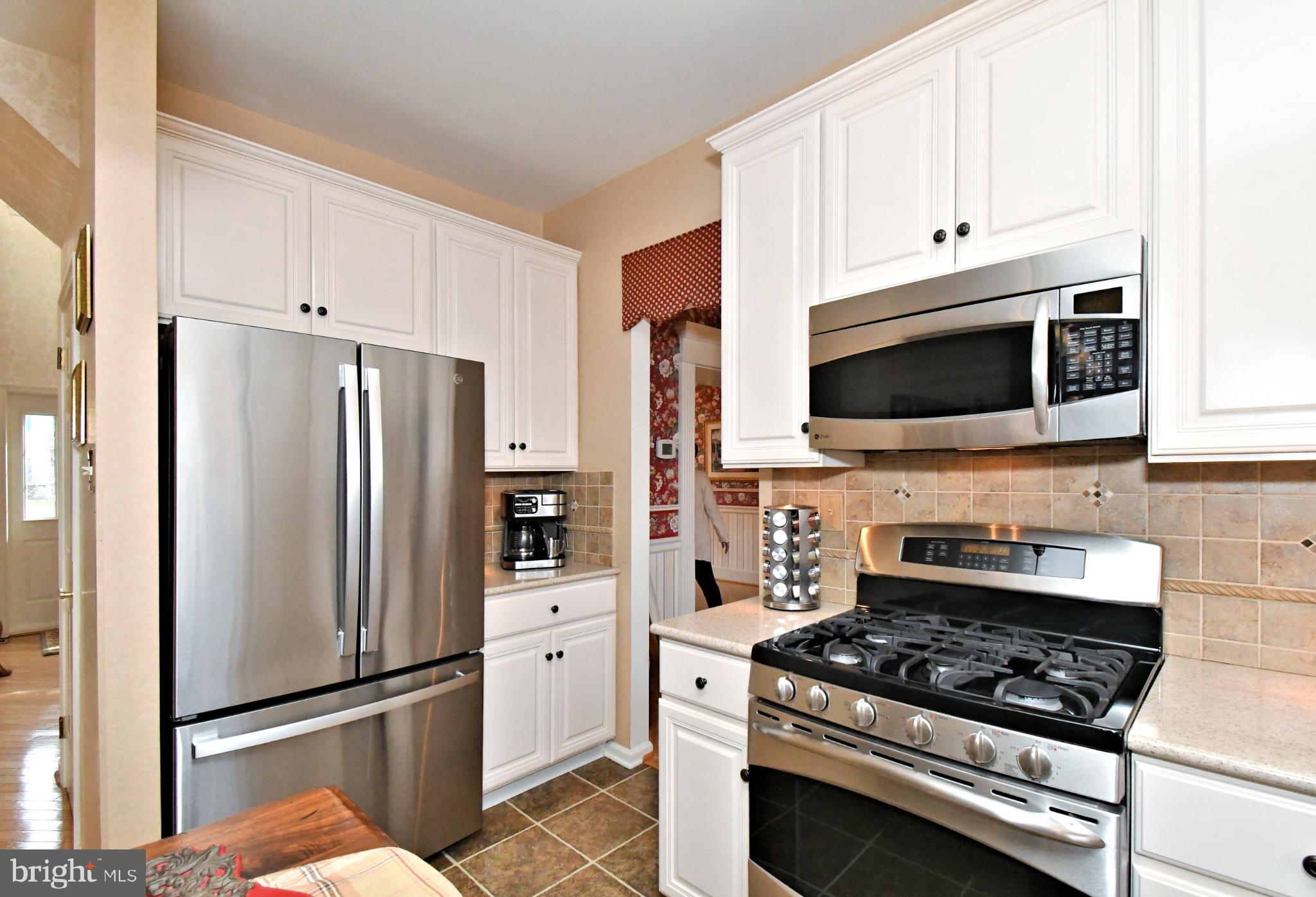 MONTGOMERY CROSSING - Residential