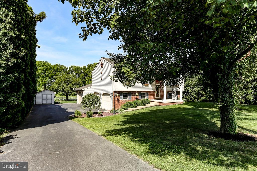 Photo of 2135 River Road, Bainbridge, PA 17502 (MLS # PALA2052096)