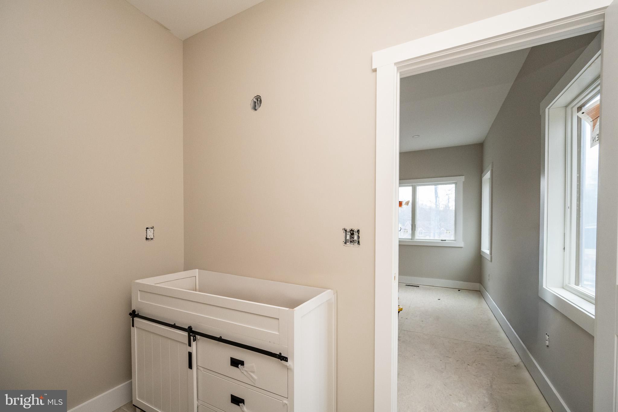 MYSTIC CREEK - Residential