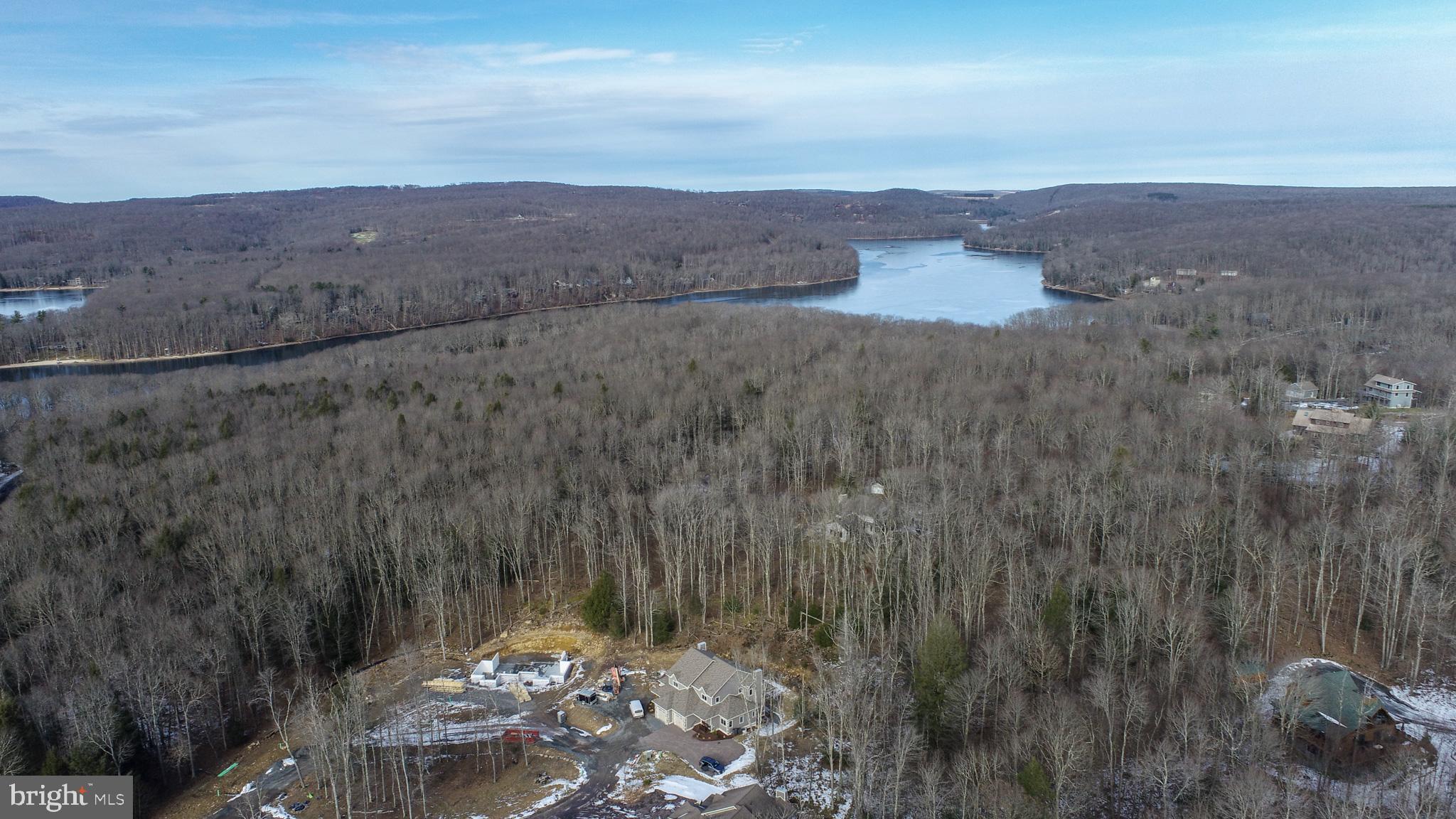 MYSTIC CREEK - Residential