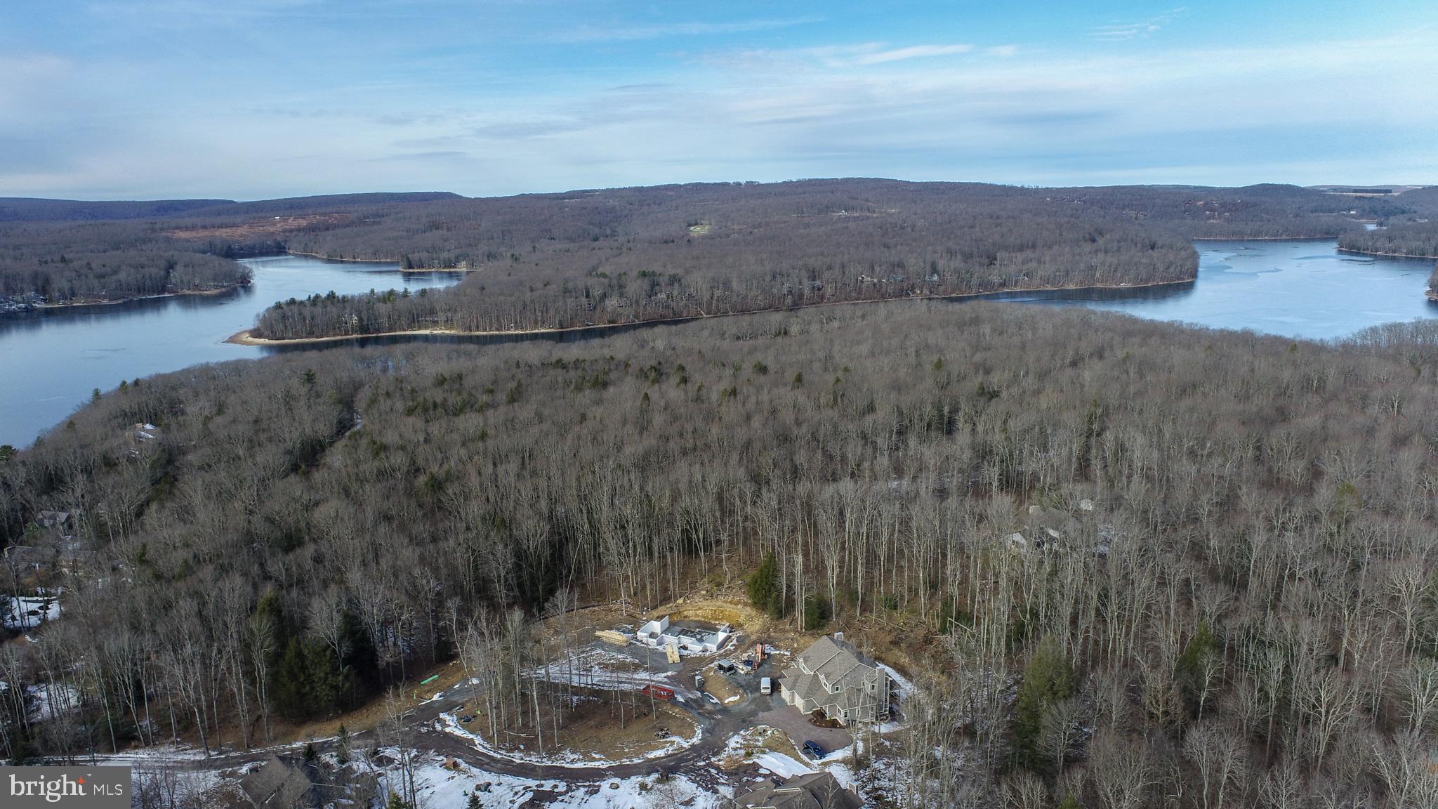 MYSTIC CREEK - Residential