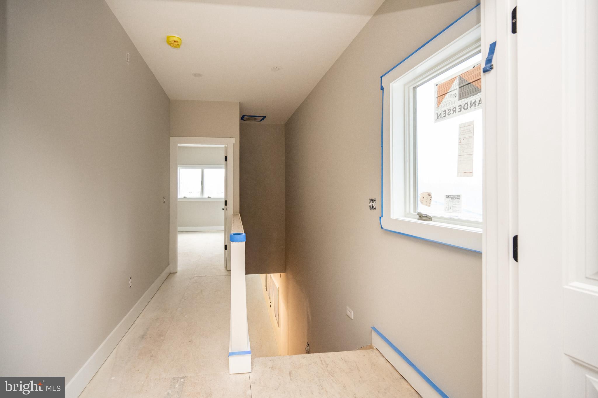 MYSTIC CREEK - Residential