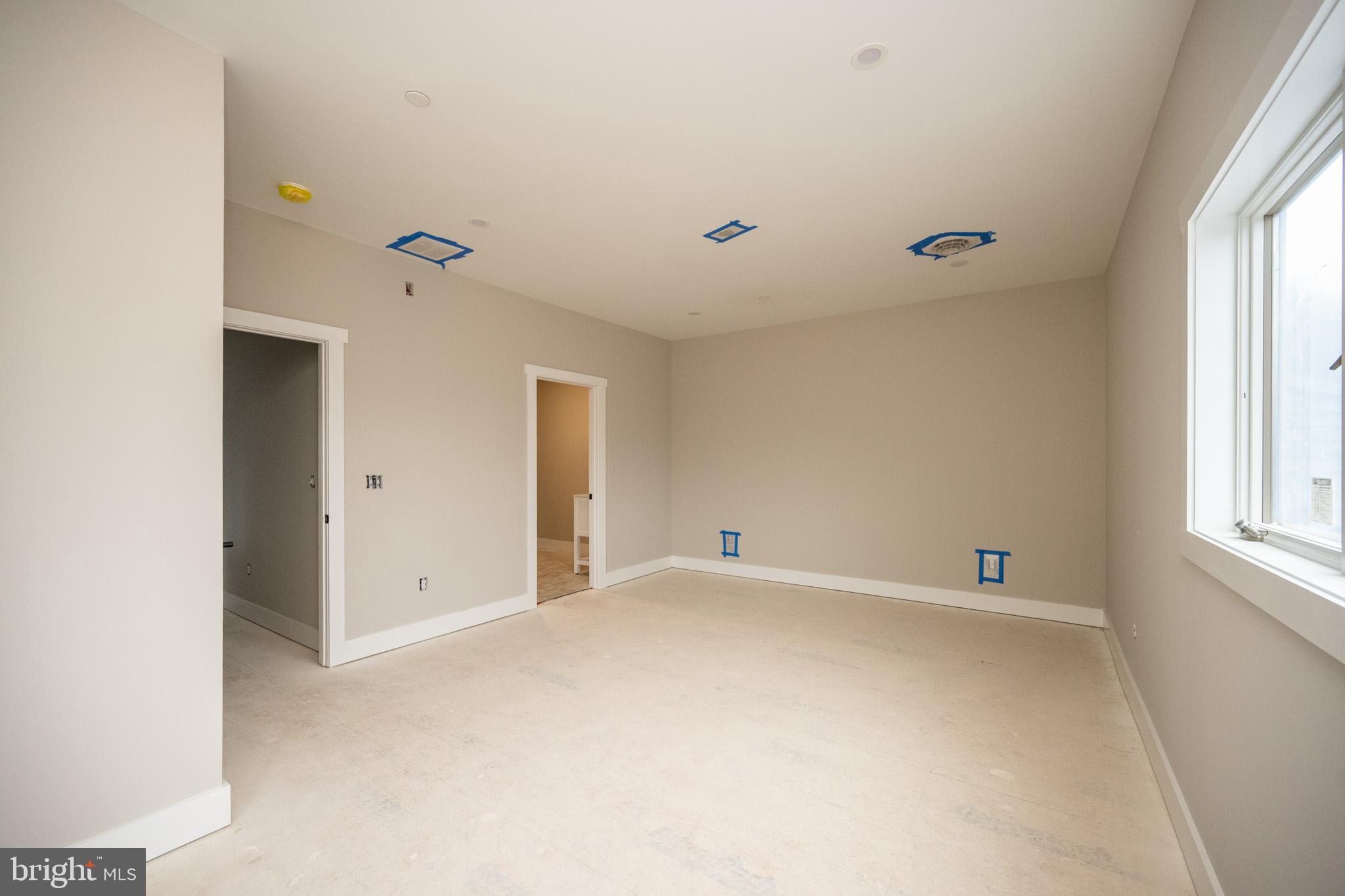 MYSTIC CREEK - Residential