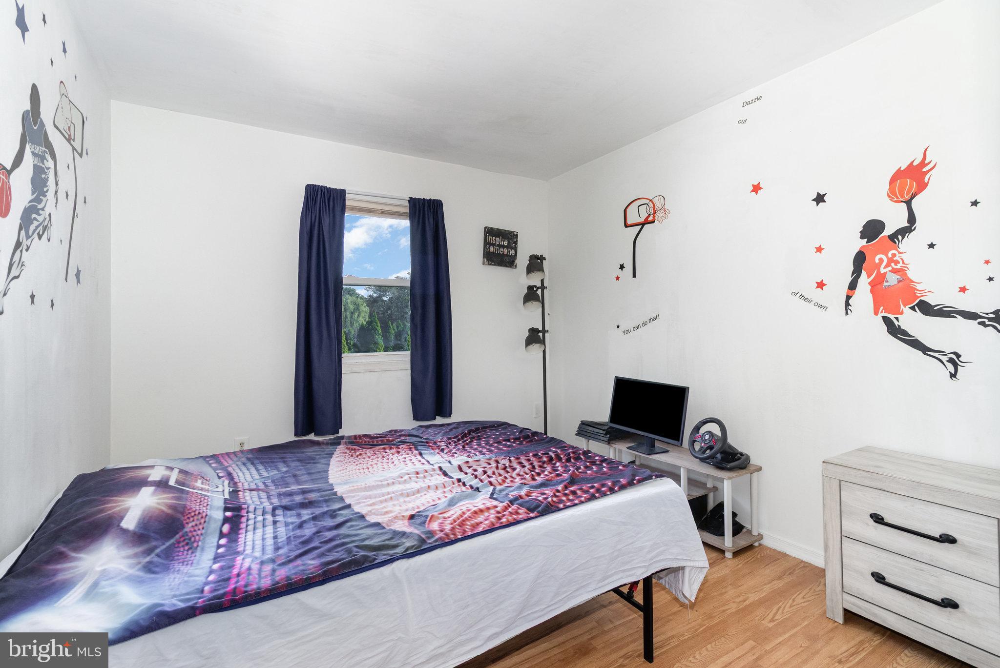 SALEM PARK - Residential