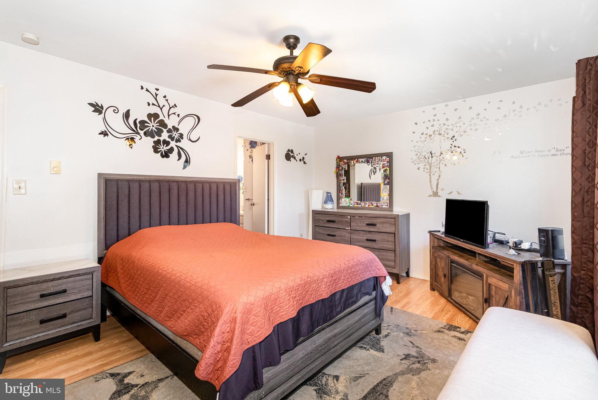 SALEM PARK - Residential